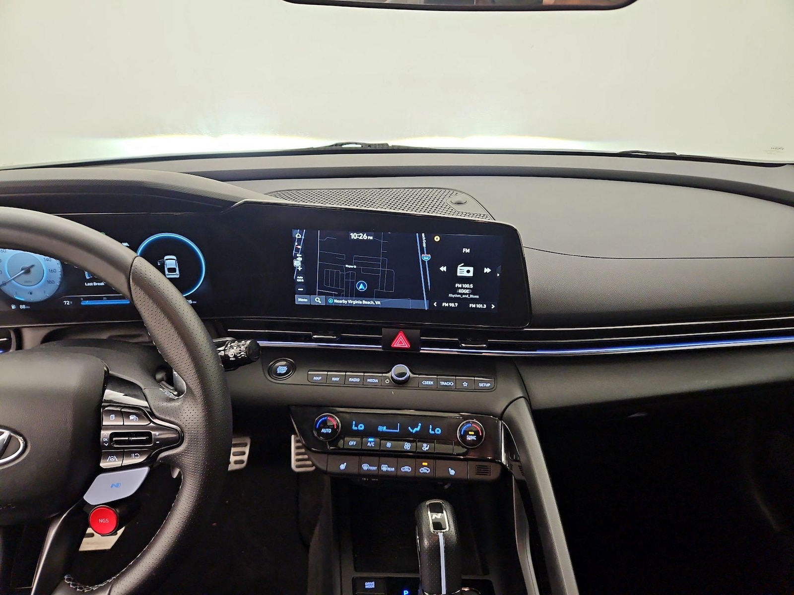 Apple CarPlay® & Android Auto™