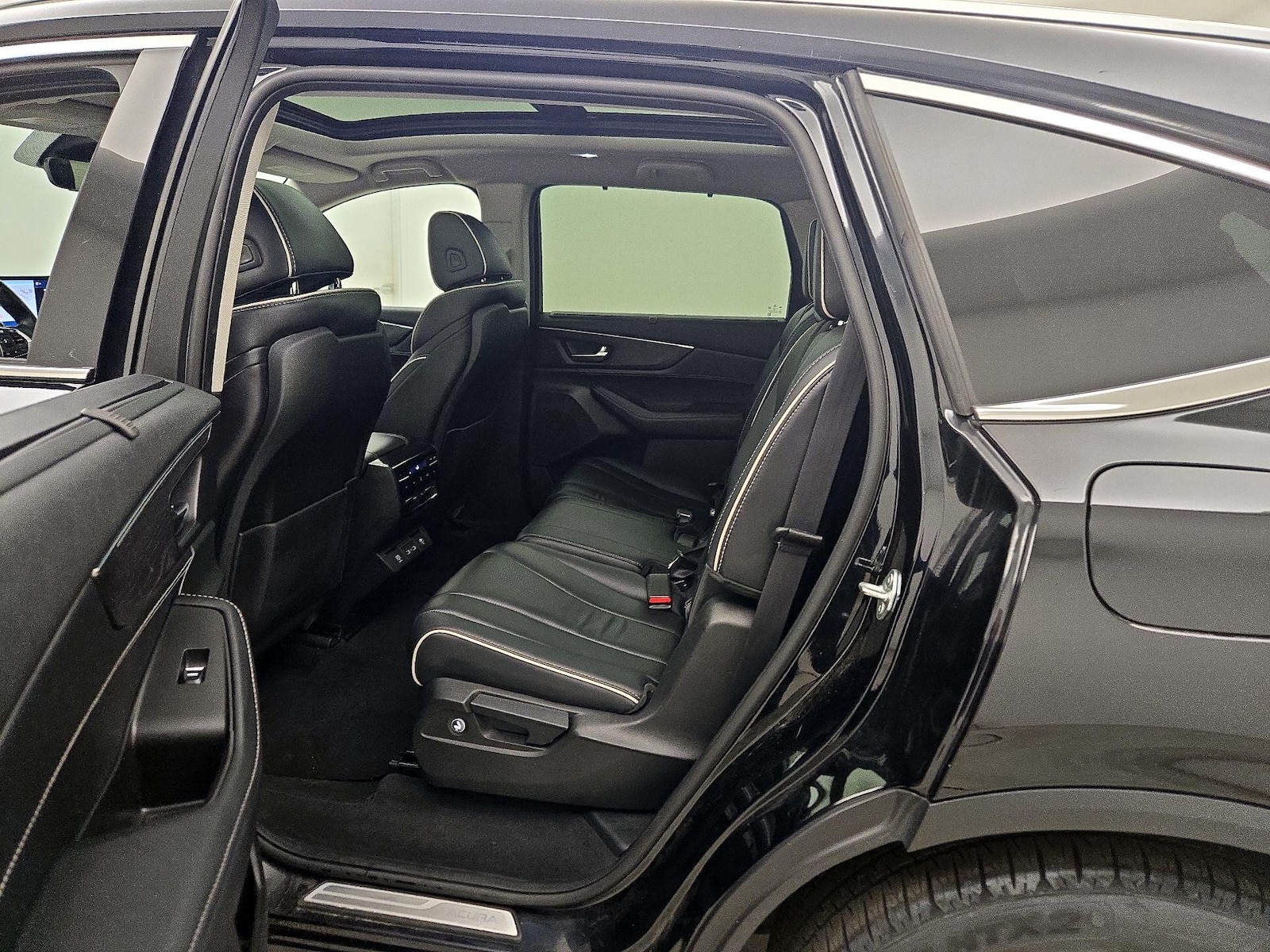 Rear Air Conditioning