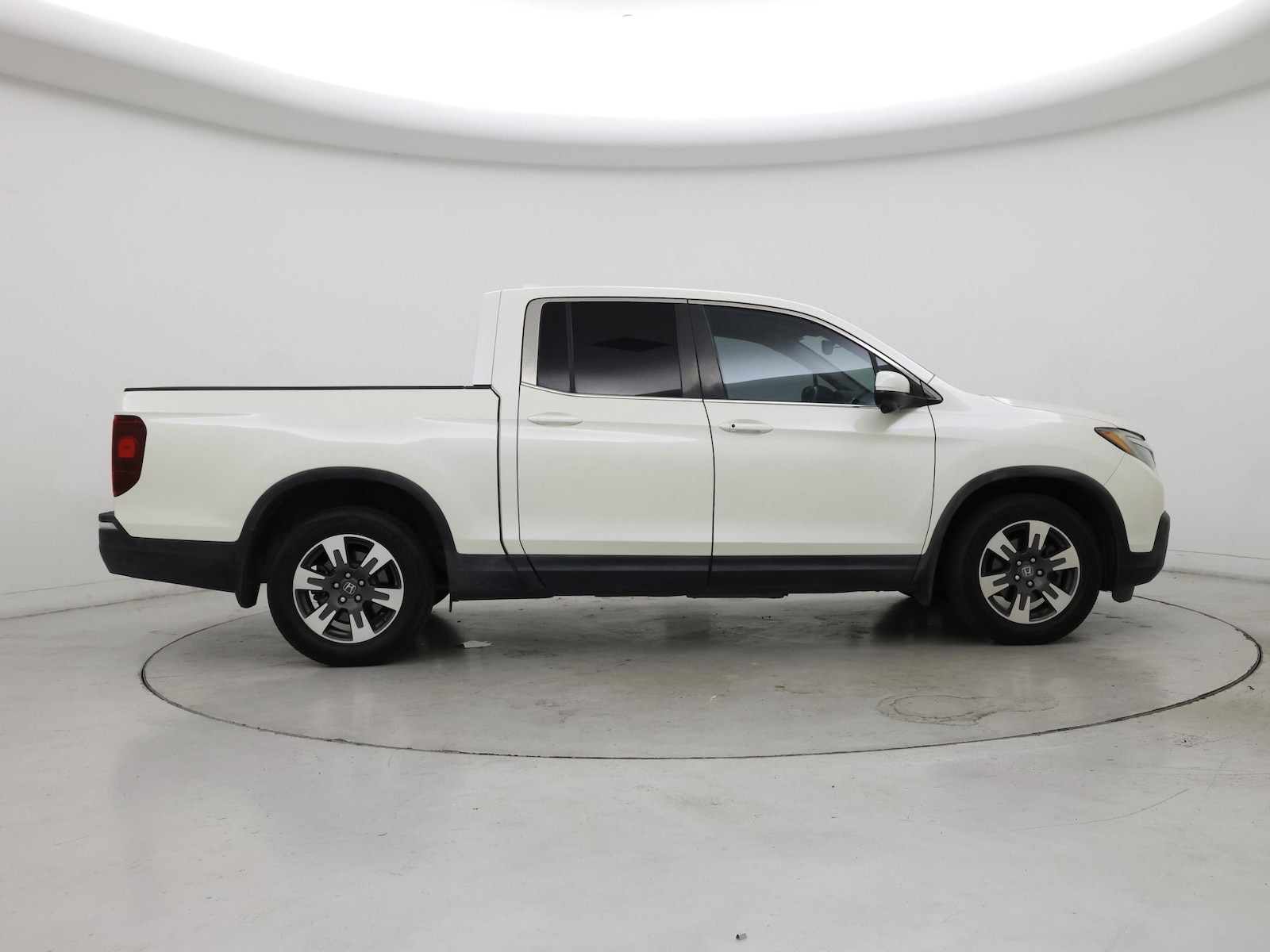 2017 Honda Ridgeline RTL-T - Photo 8
