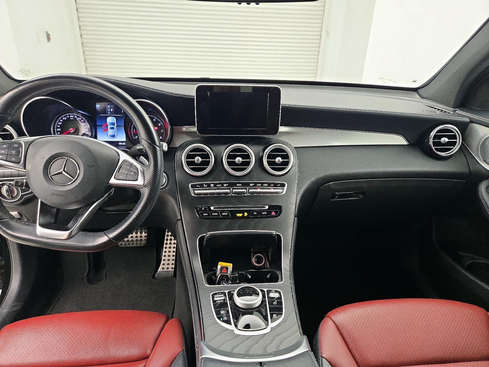 2019 Mercedes-Benz GLC Coupe GLC300 - Photo 10