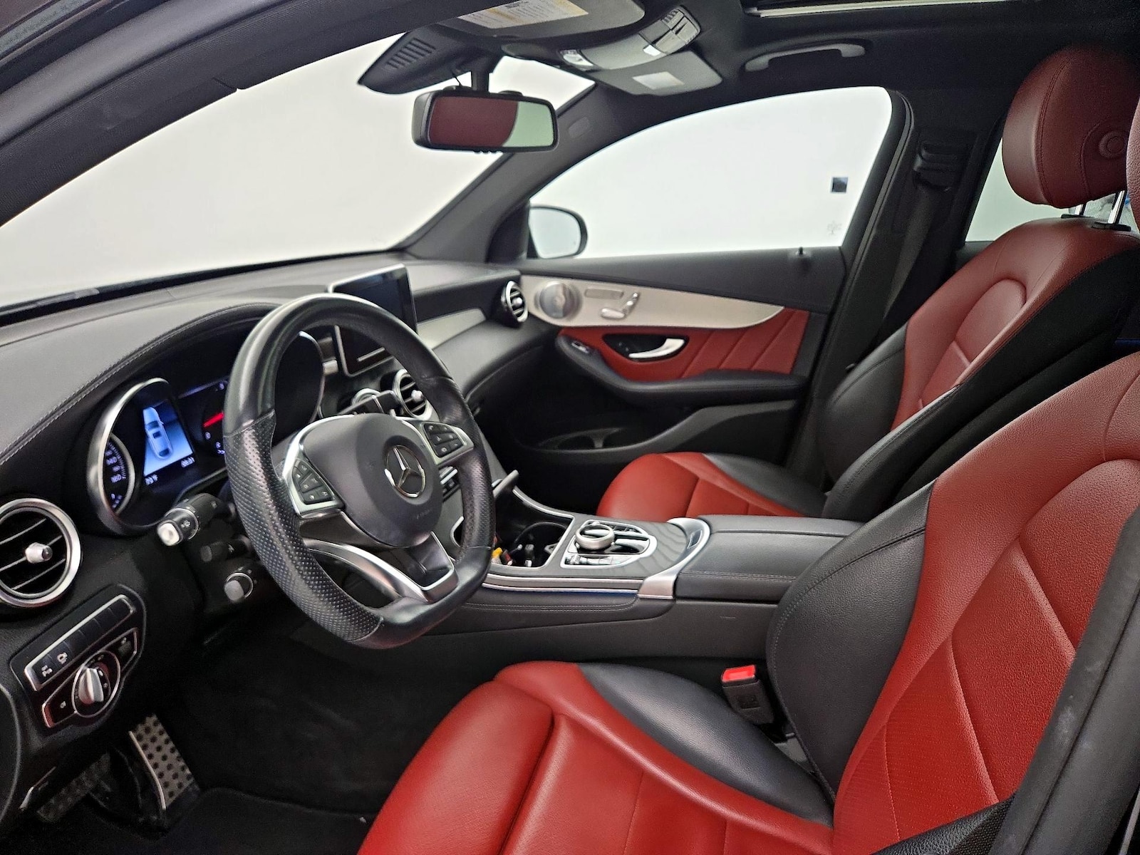 2019 Mercedes-Benz GLC Coupe GLC300 - Photo 12