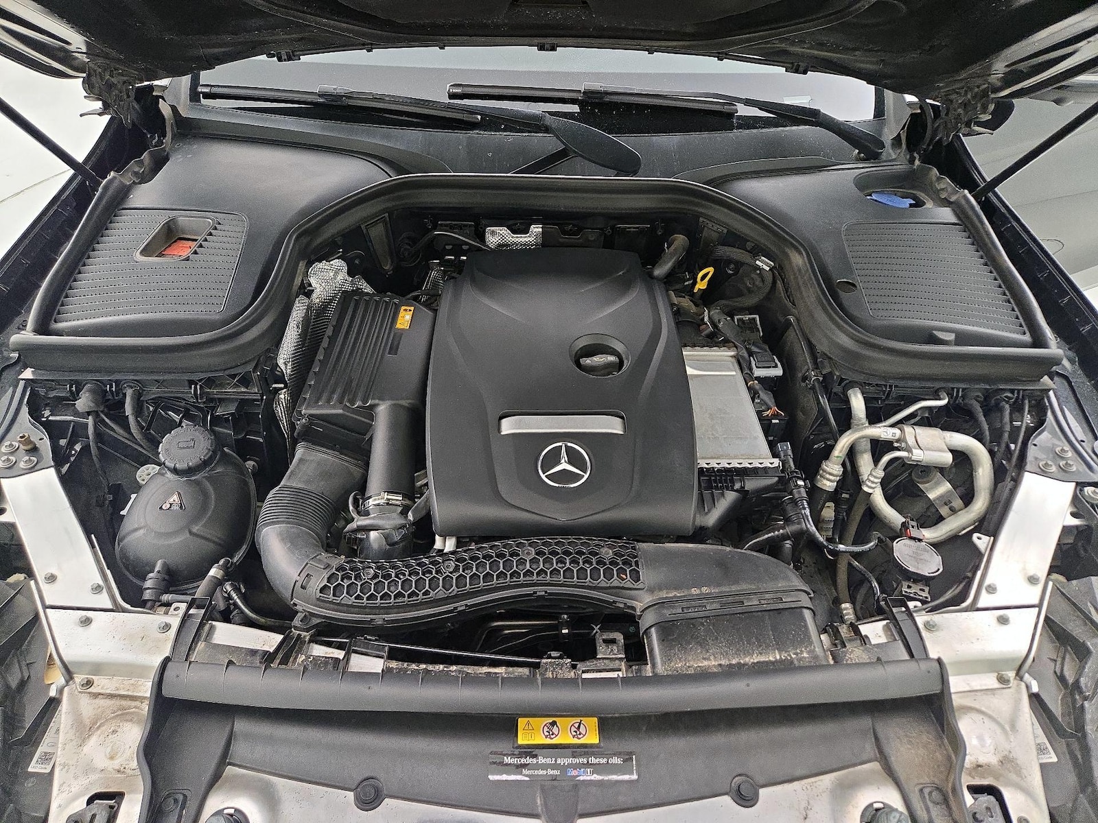 2019 Mercedes-Benz GLC Coupe GLC300 - Photo 24