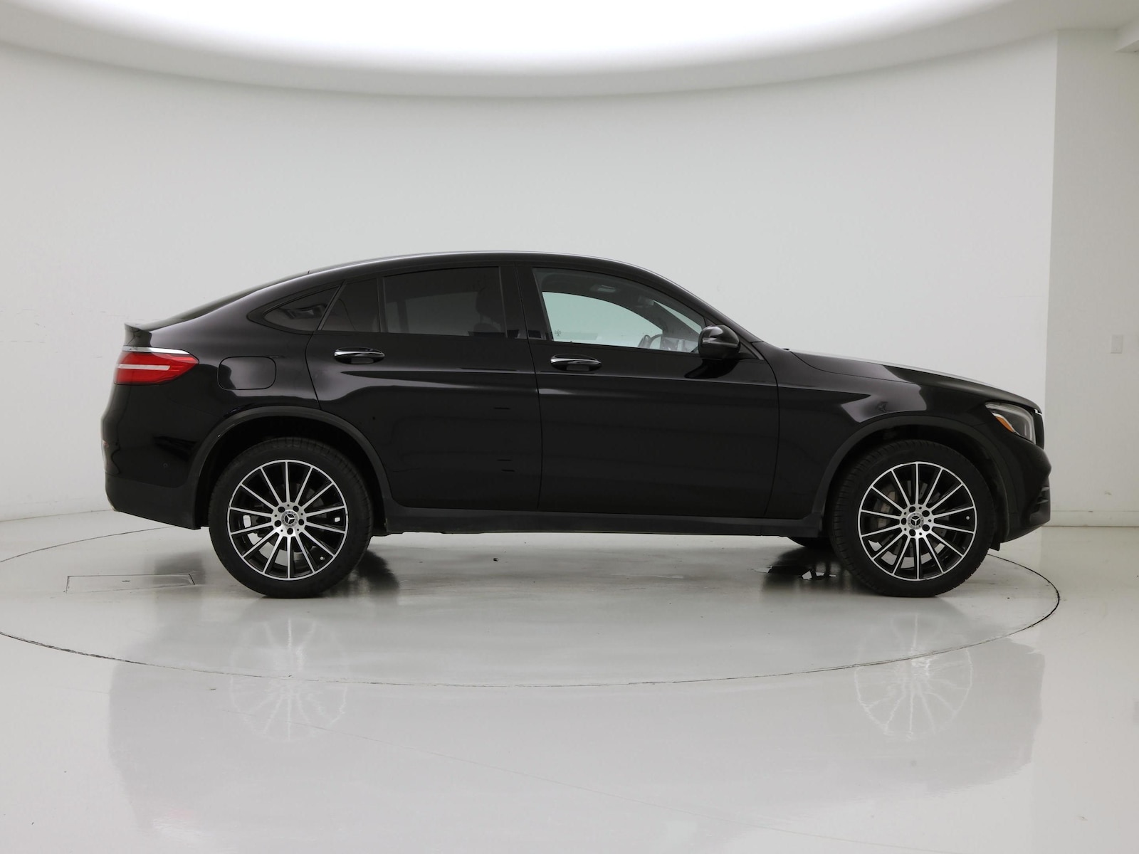 2019 Mercedes-Benz GLC Coupe GLC300 - Photo 8
