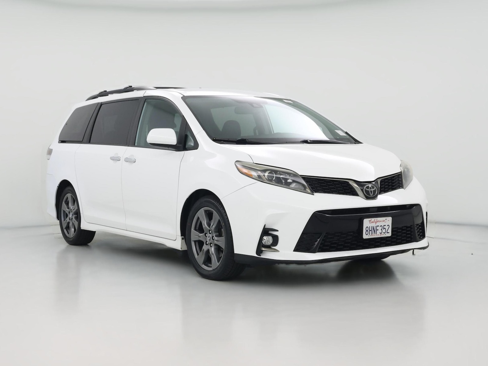 2019 Toyota Sienna SE