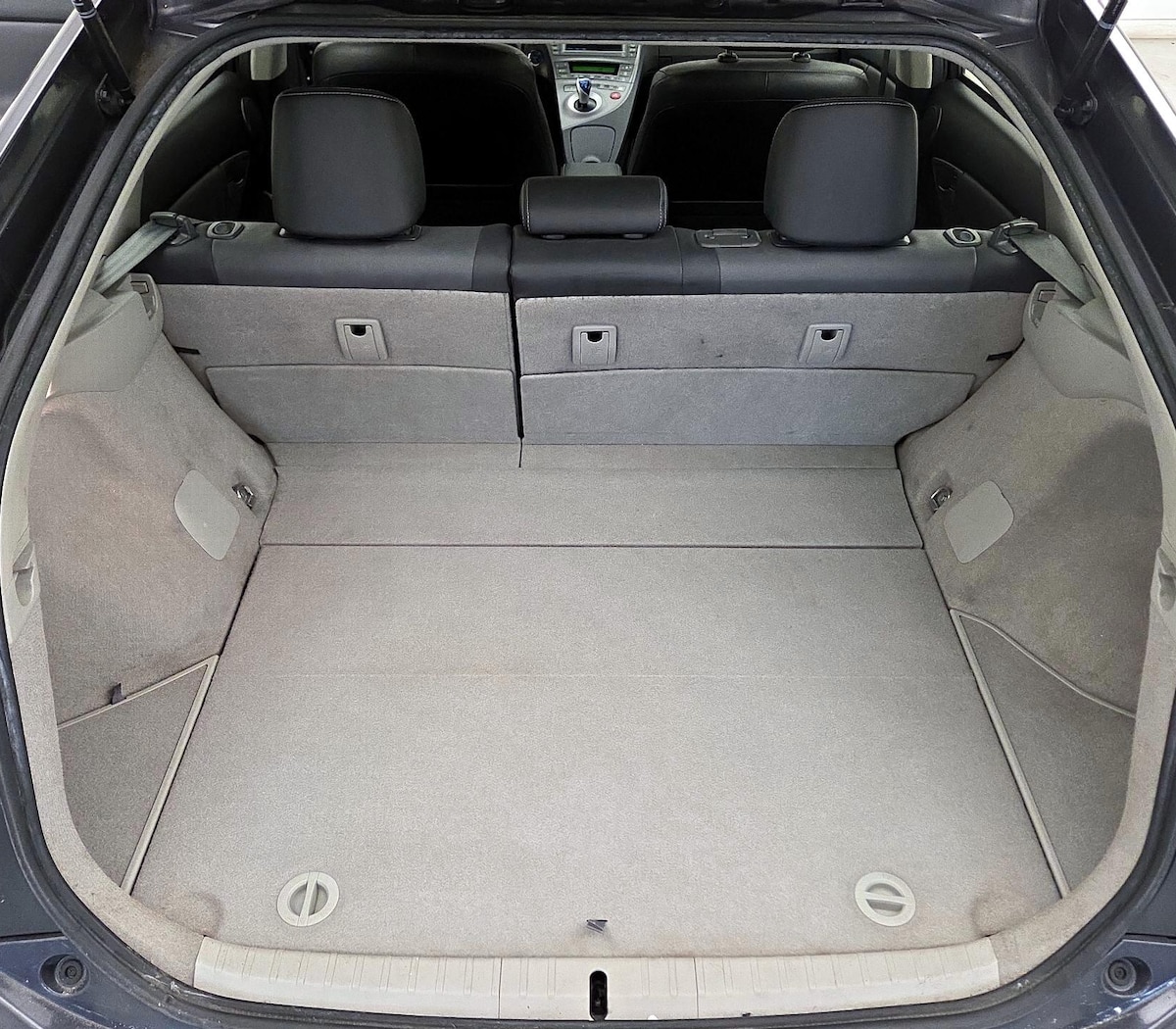 Trunk/Cargo (Seats Up)