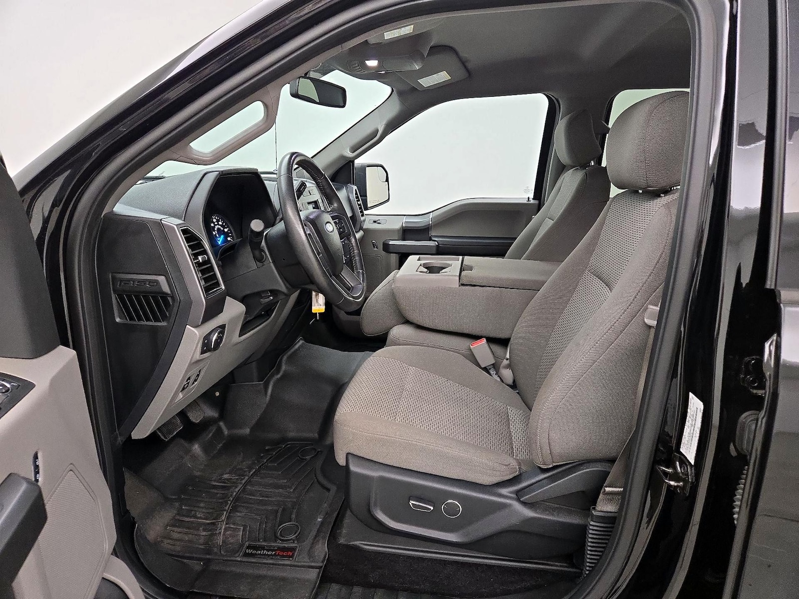 Power Seat(s) & Side Airbags
