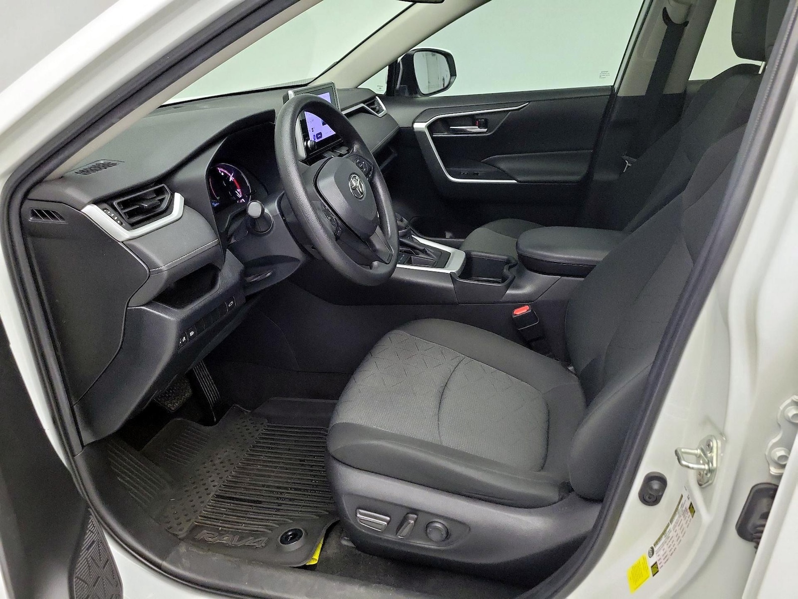 Power Seat(s) & Side Airbags