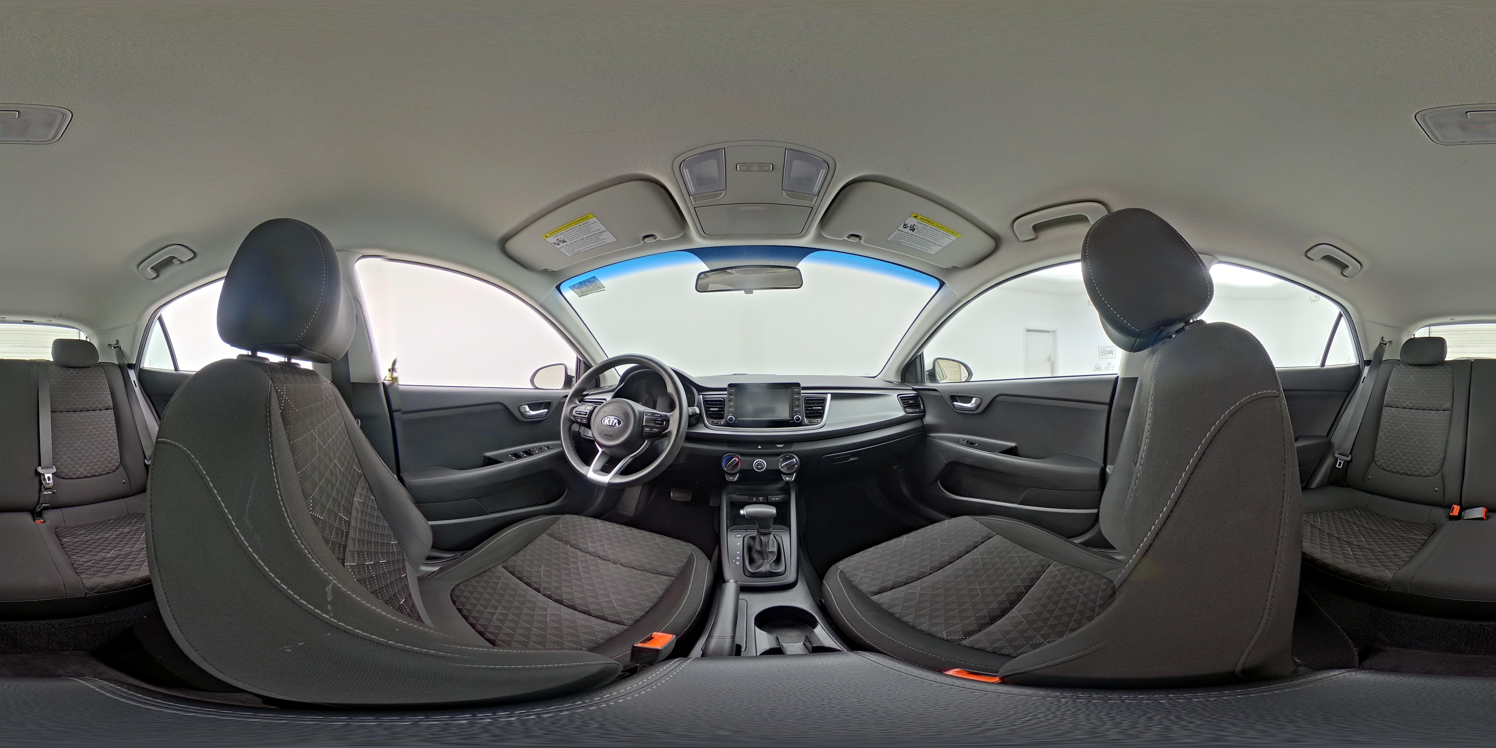 2019 Kia Rio 5-Door S - Photo 23