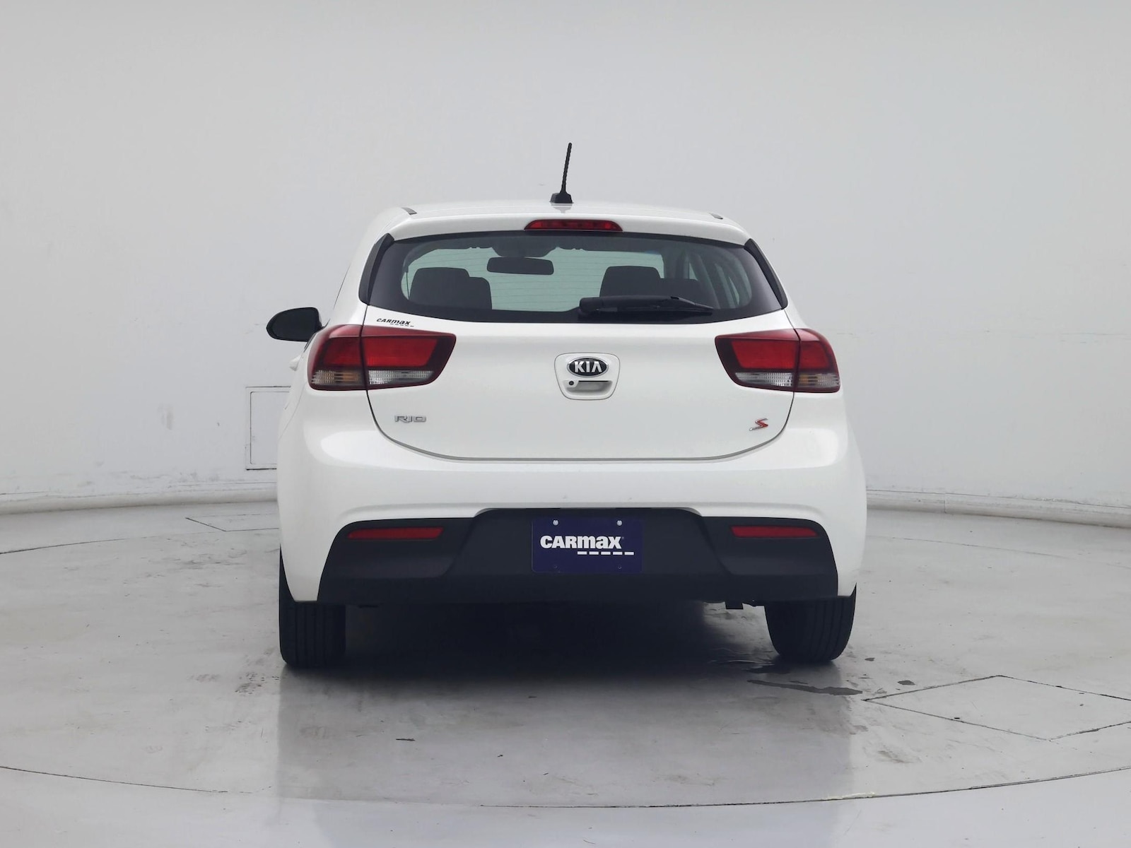 2019 Kia Rio 5-Door S - Photo 7