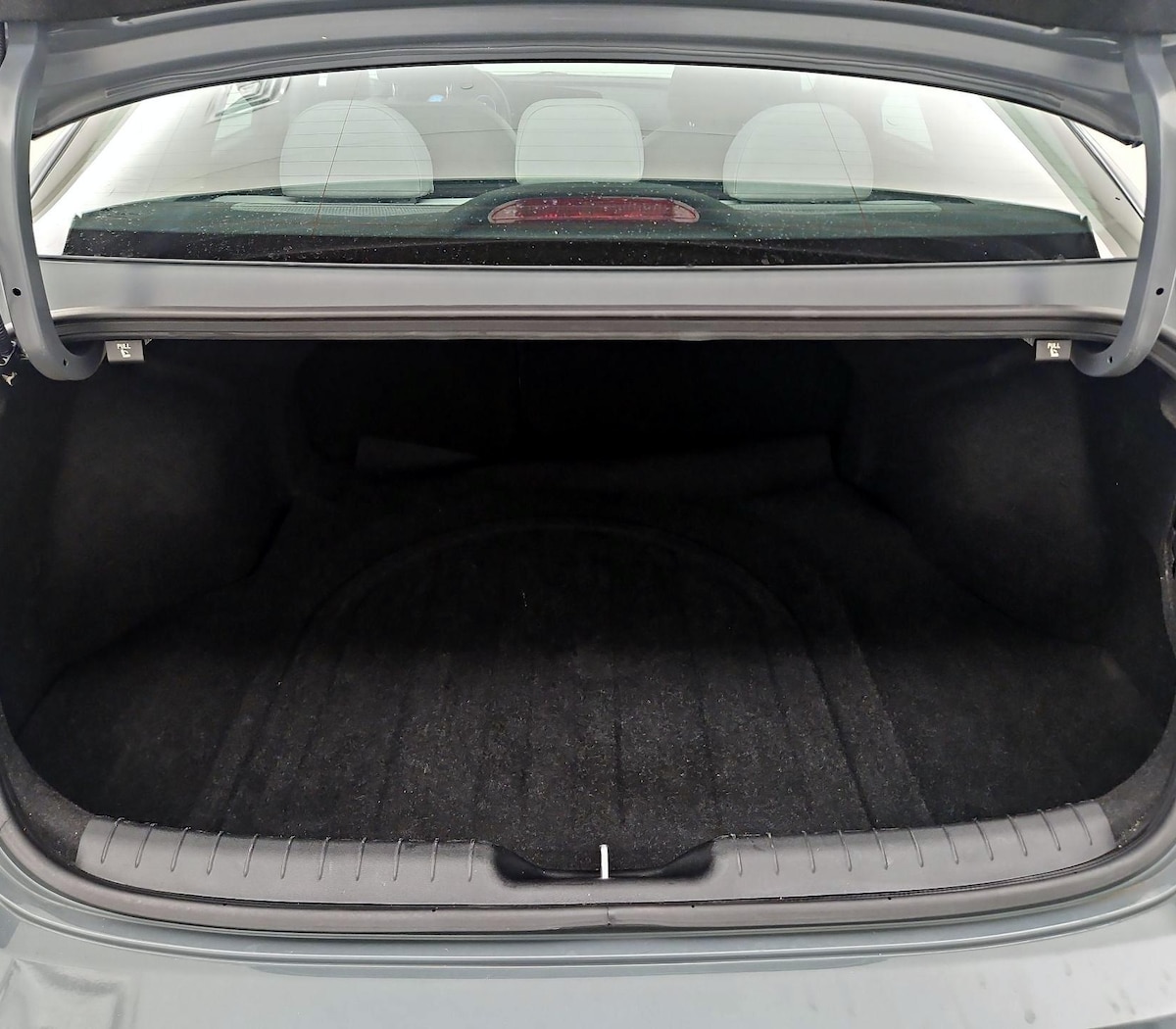 Trunk/Cargo (Seats Up)