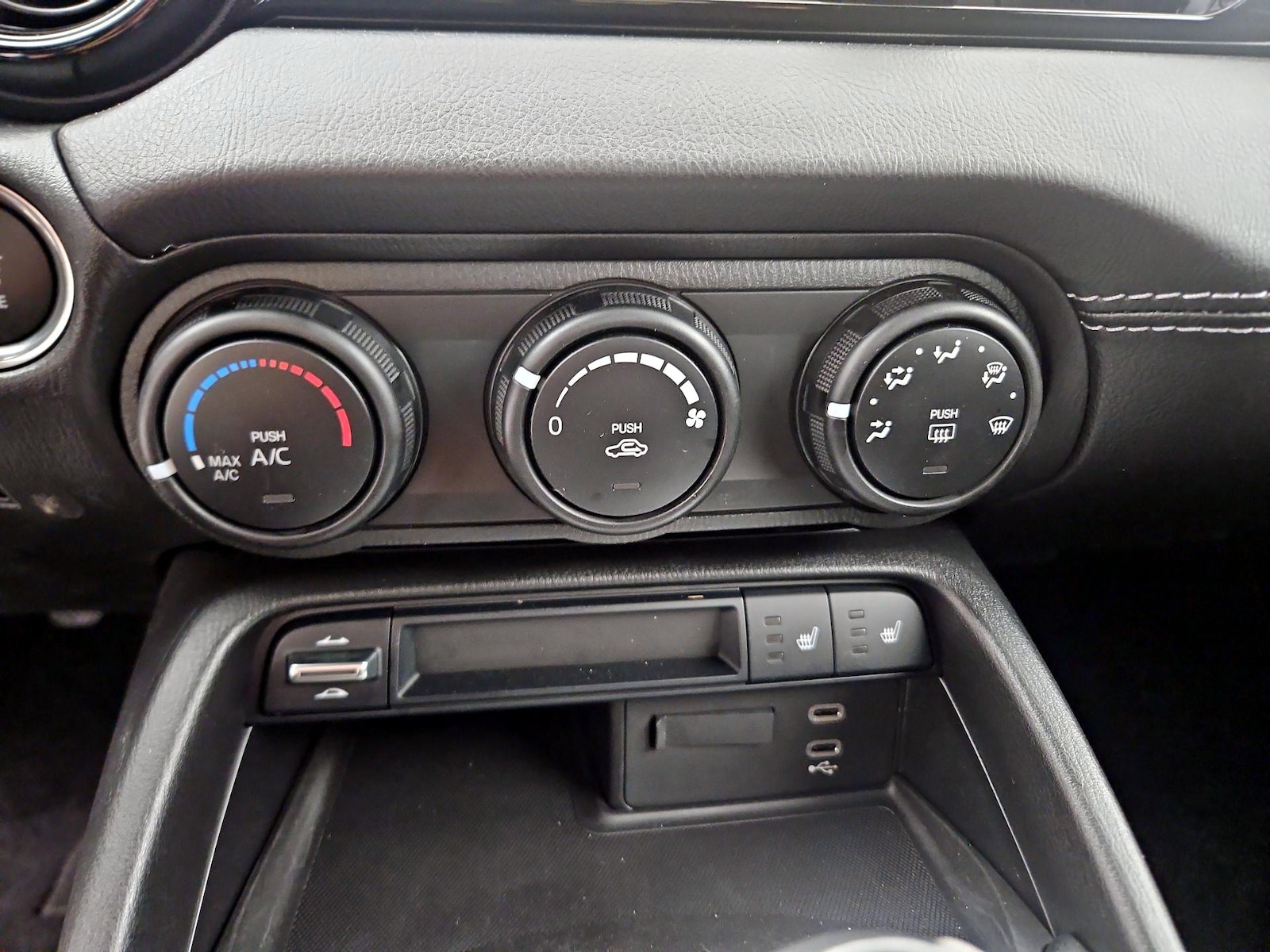2024 Mazda MX-5 Miata RF Club - Photo 15