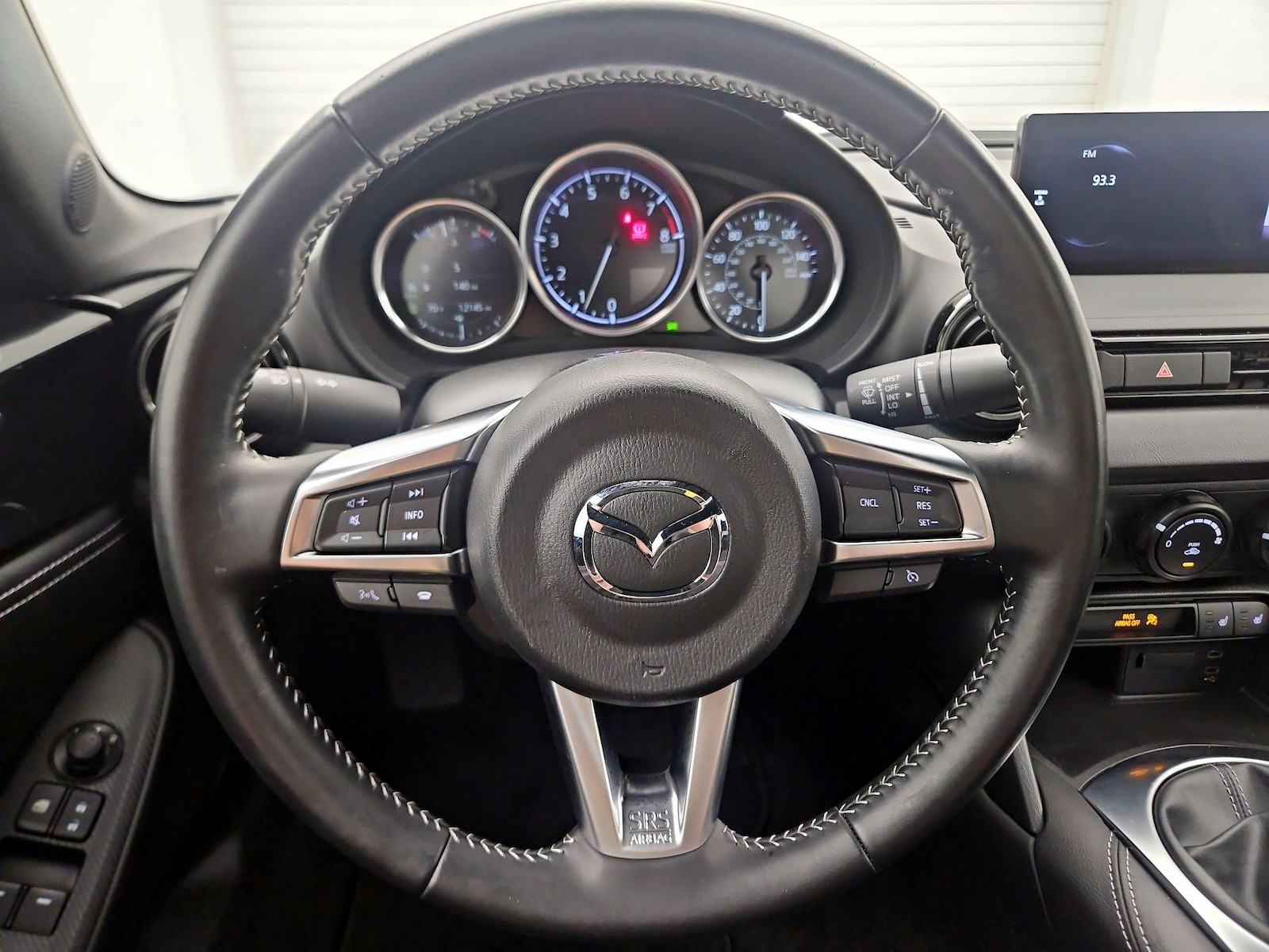 2024 Mazda MX-5 Miata RF Club - Photo 9