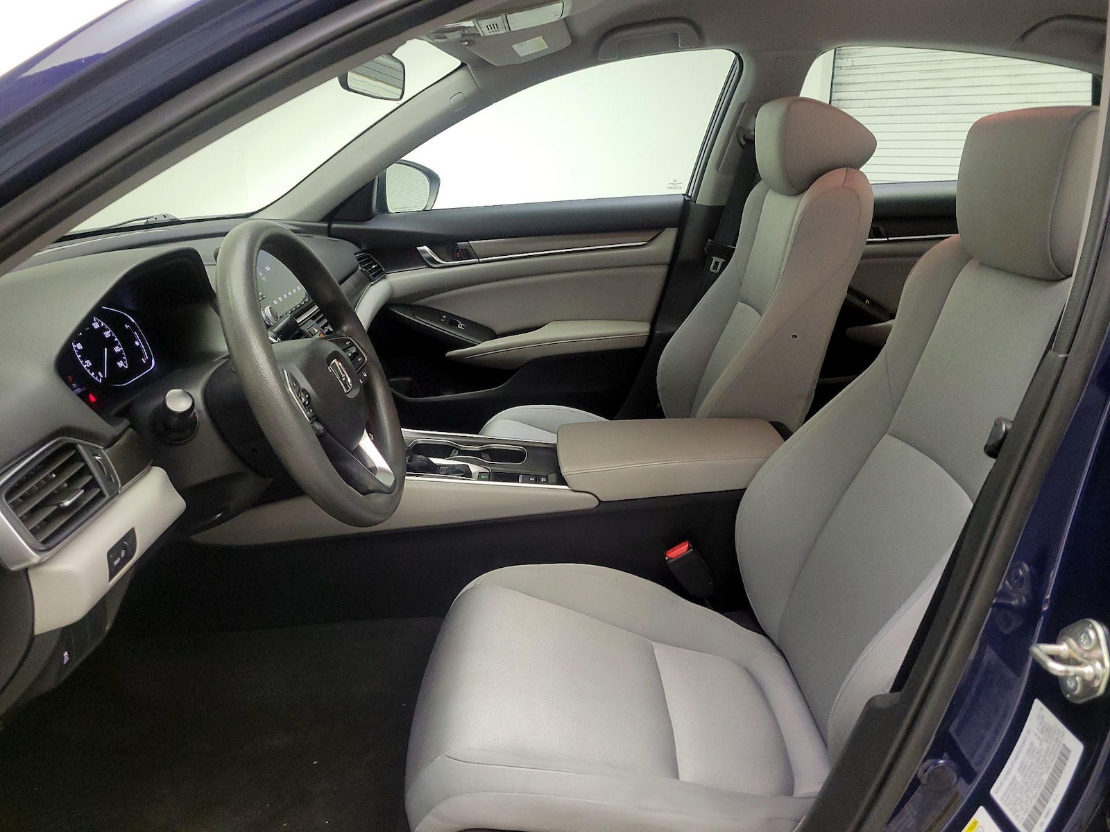 2018 Honda Accord LX - Photo 12
