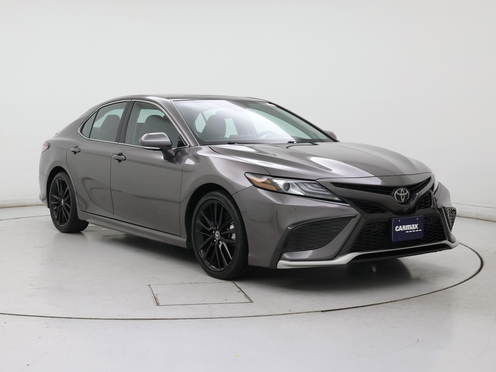 2023 Toyota Camry XSE - Photo 2