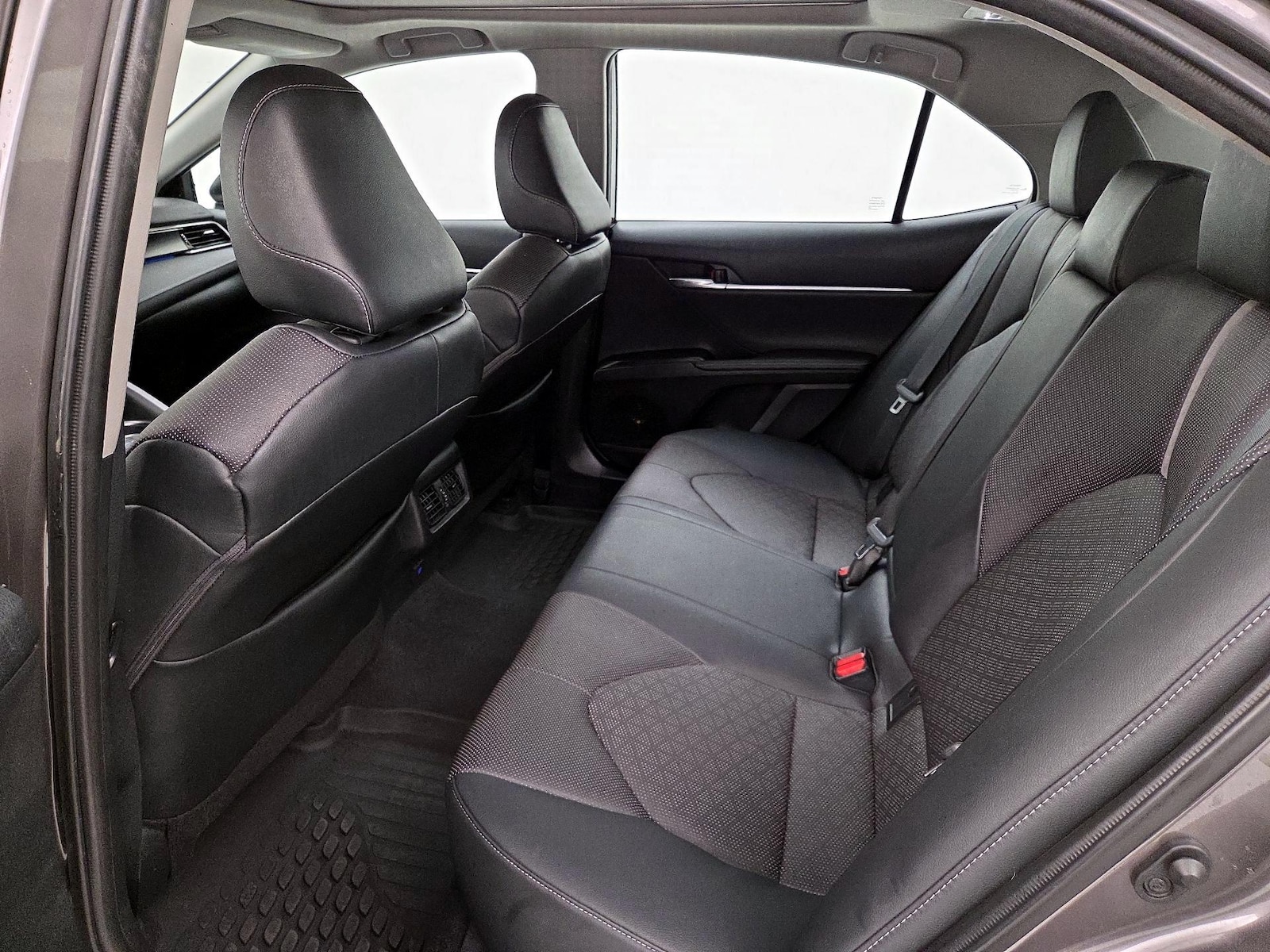 2023 Toyota Camry XSE - Photo 22