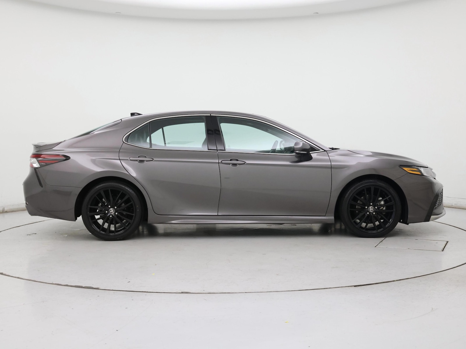 2023 Toyota Camry XSE - Photo 8
