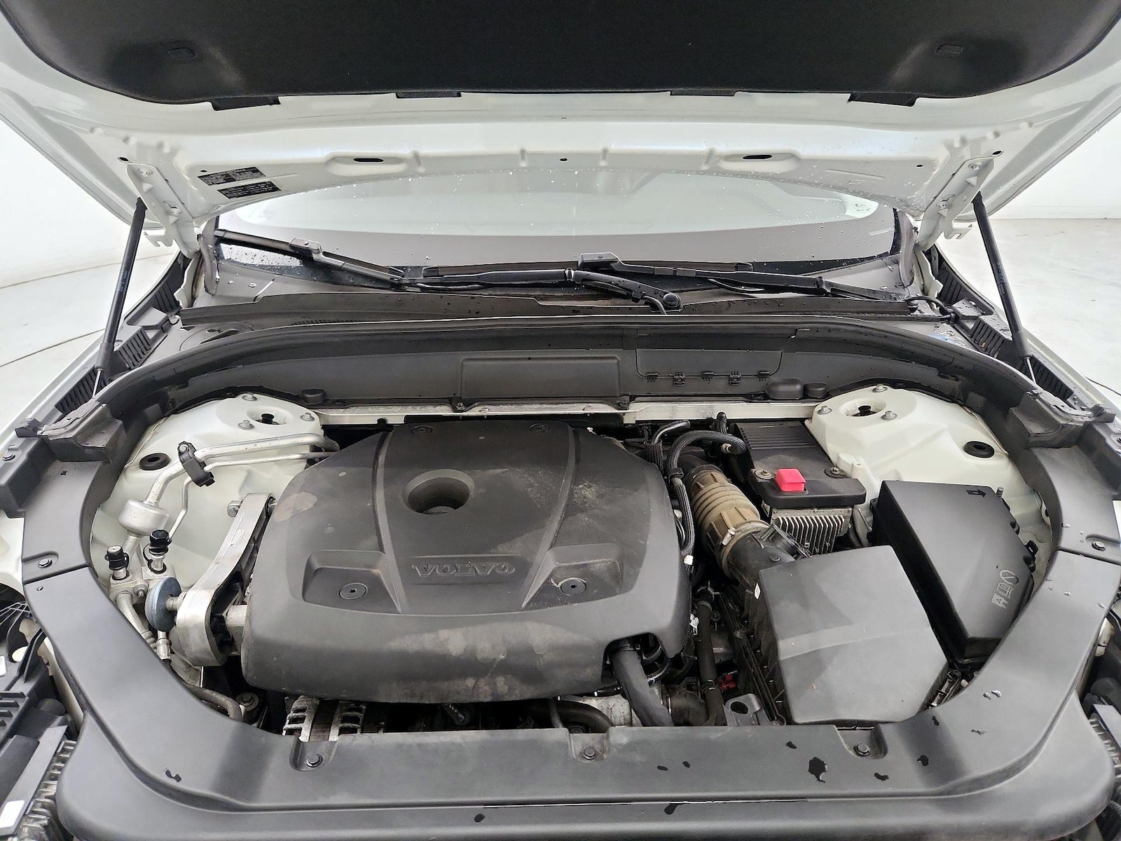2018 Volvo XC60 Momentum - Photo 24