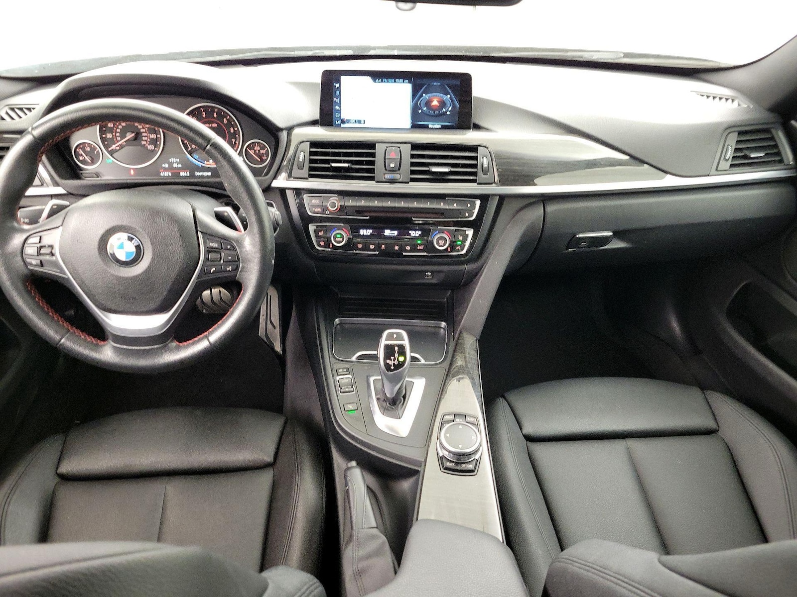 Apple CarPlay®