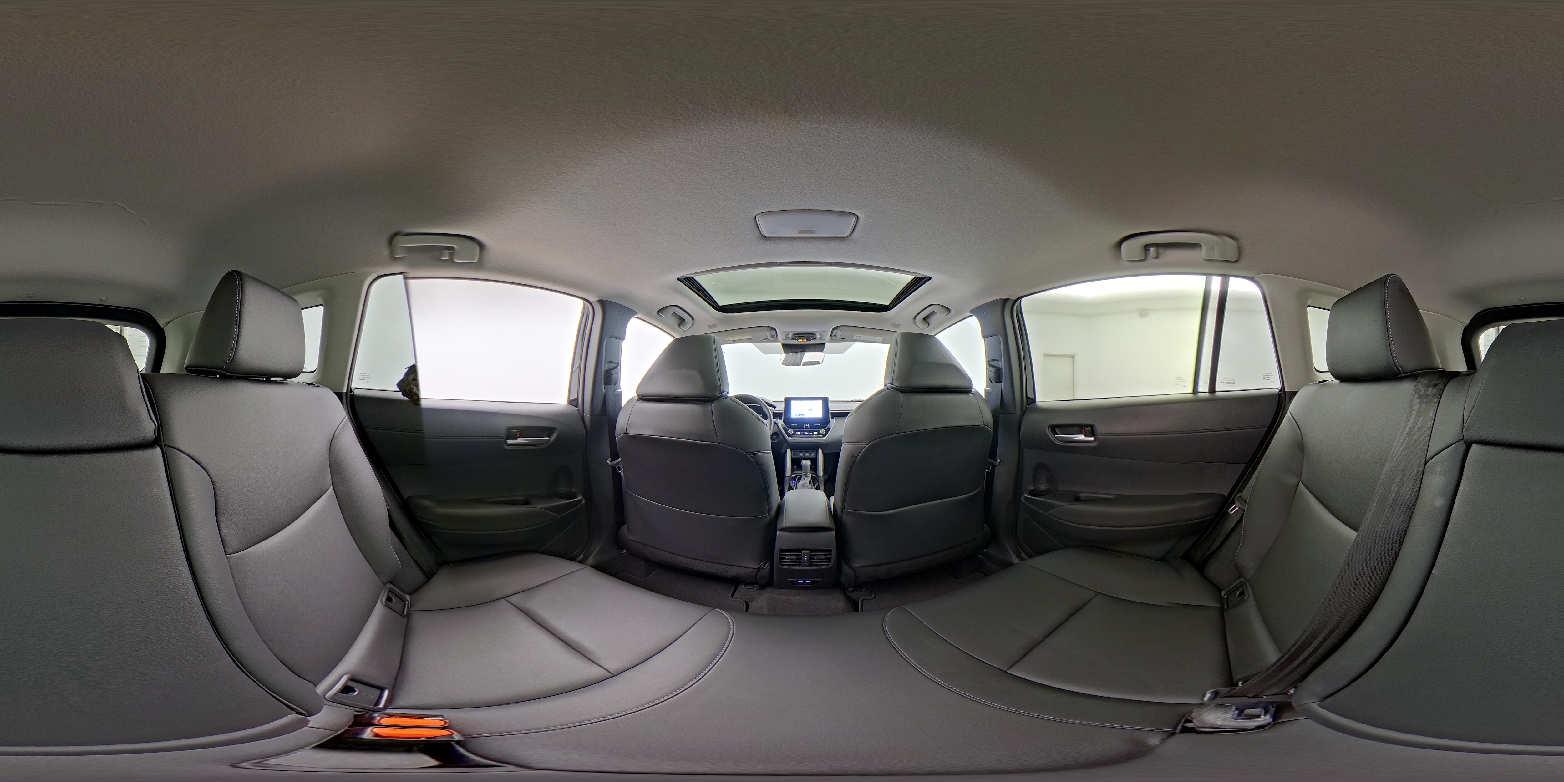 2024 Toyota Corolla Cross XLE - Photo 26