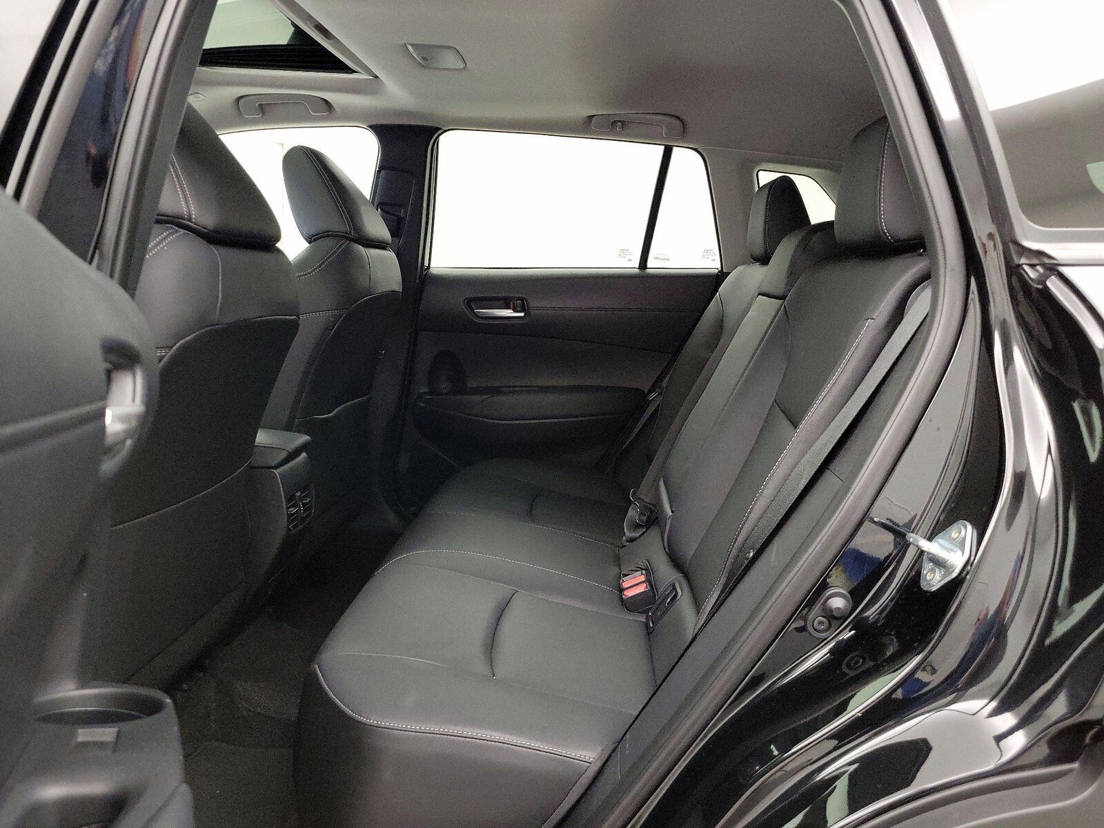 2024 Toyota Corolla Cross XLE - Photo 21