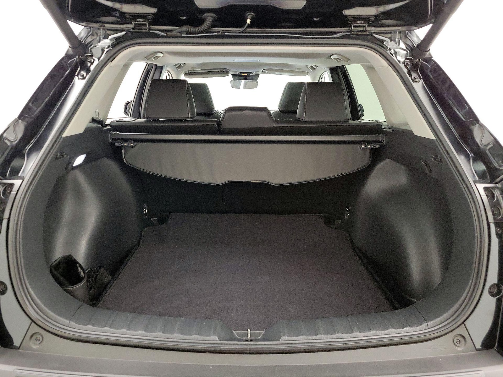 2024 Toyota Corolla Cross XLE - Photo 22