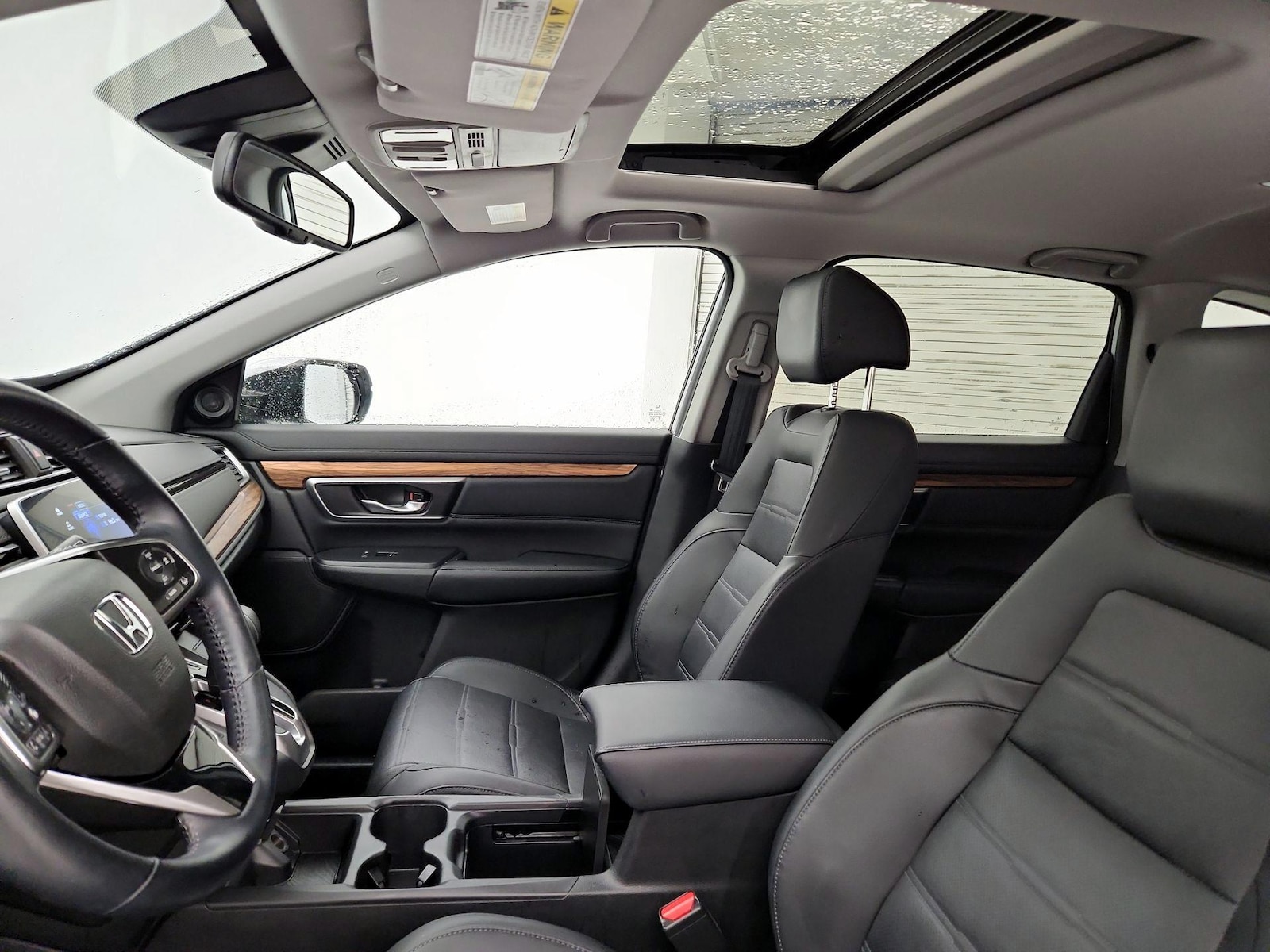 Sunroof(s) & Overhead Airbags
