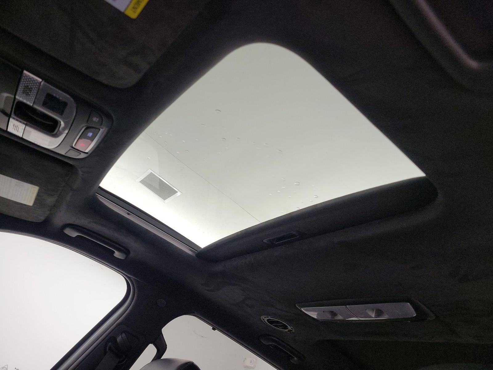 Sunroof(s) & Skylight(s)