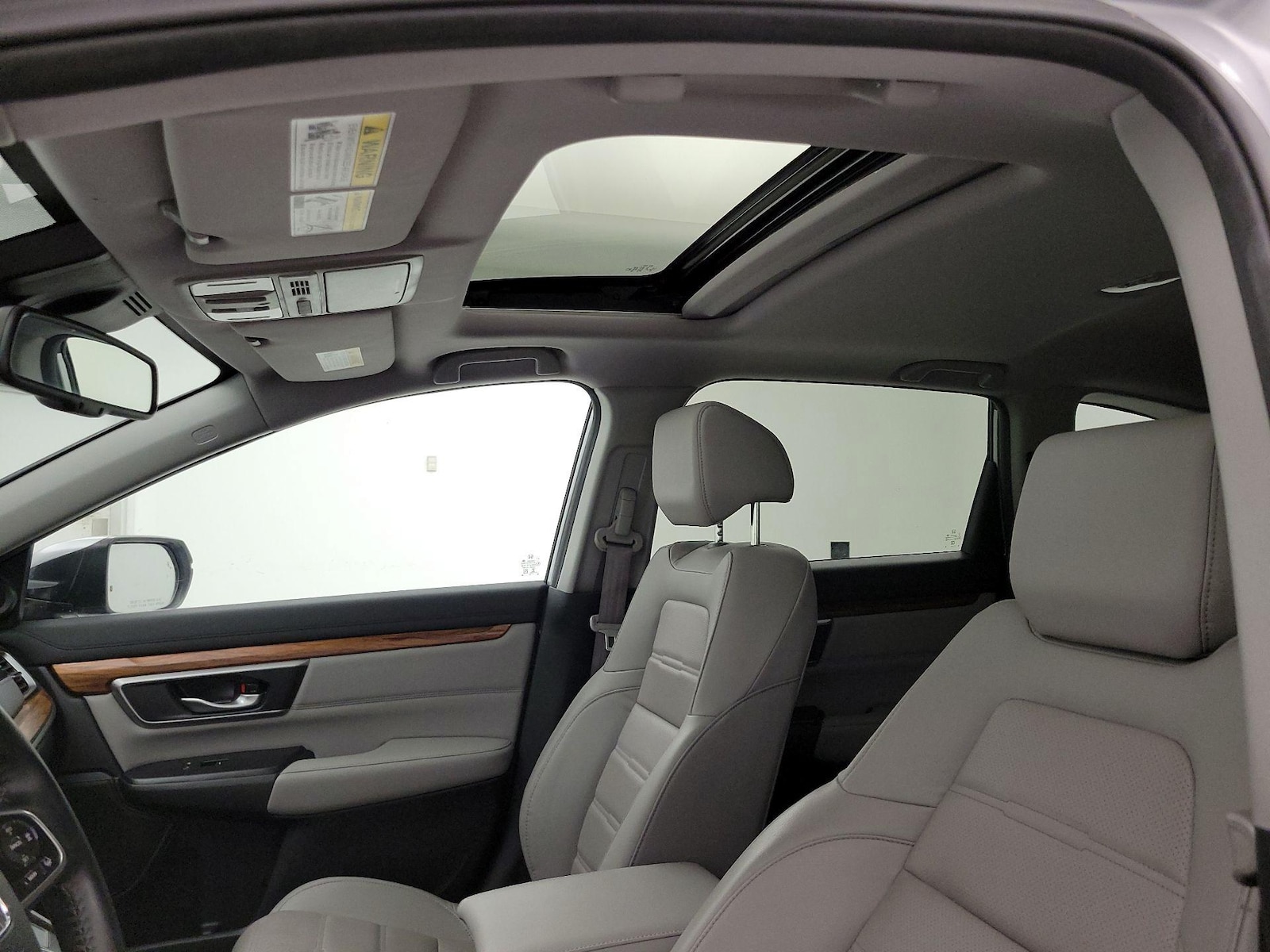 Sunroof(s) & Overhead Airbags