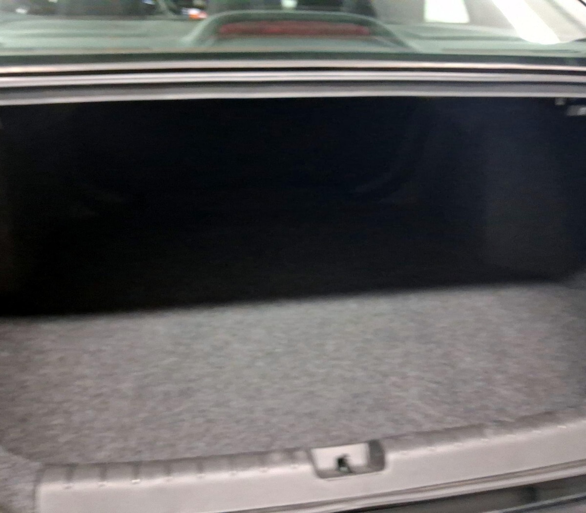 Trunk/Cargo (Seats Up)