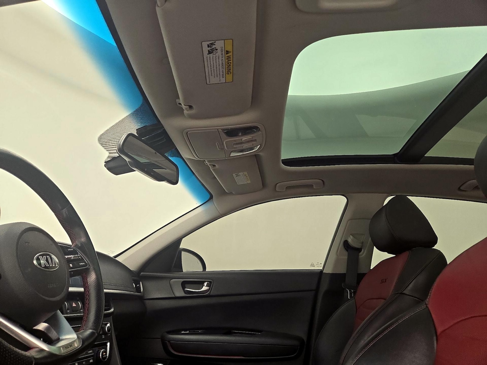 Sunroof(s) & Overhead Airbags