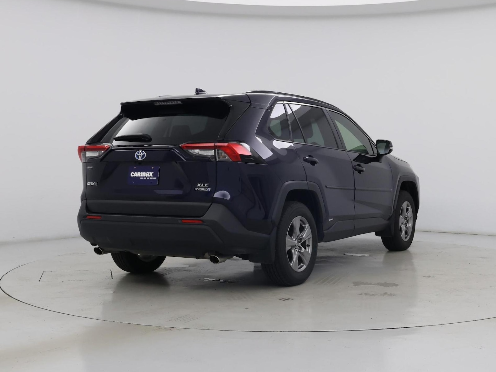 2023 Toyota RAV4 XLE - Photo 9