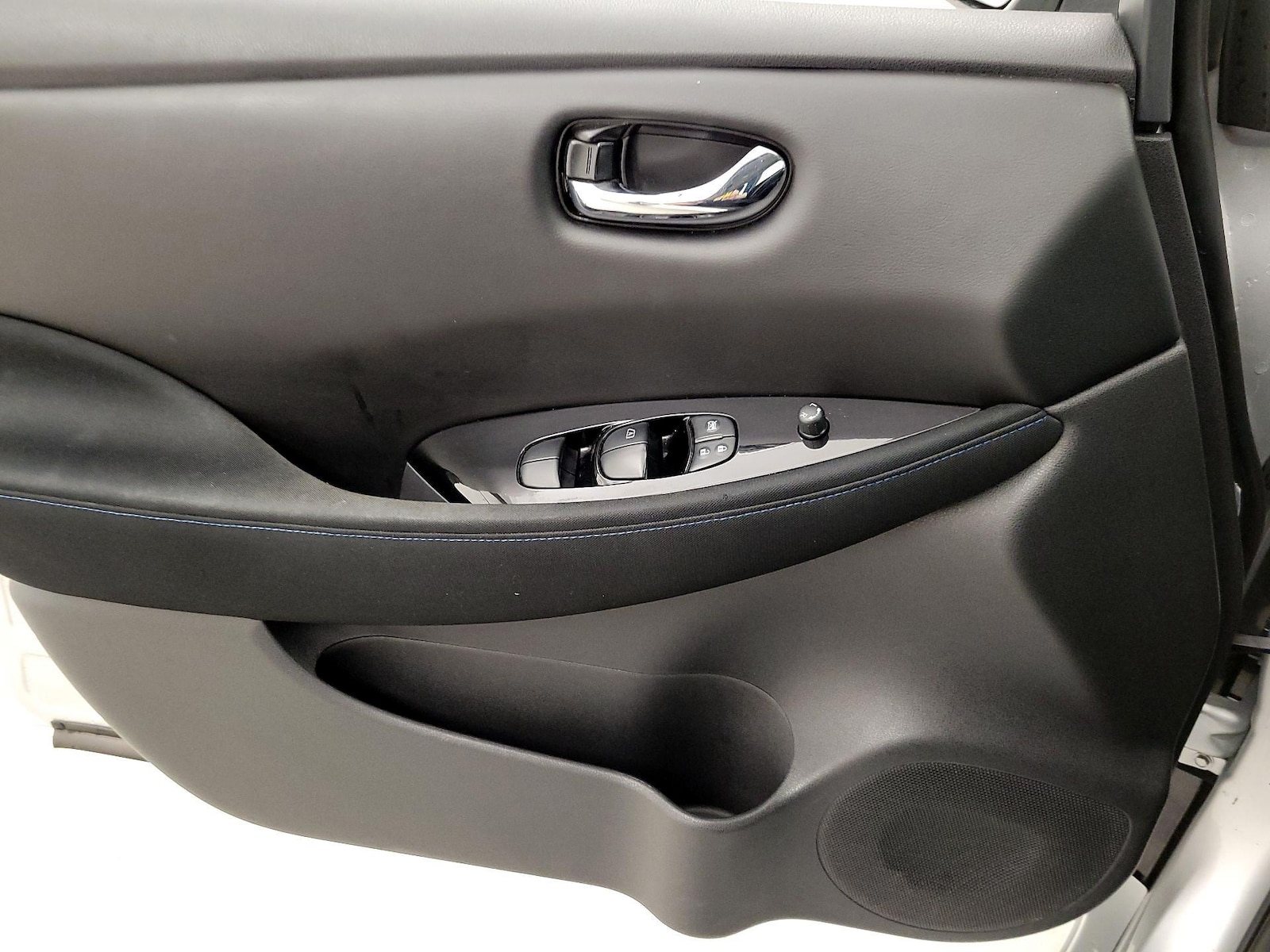 2021 Nissan Leaf SV - Photo 13