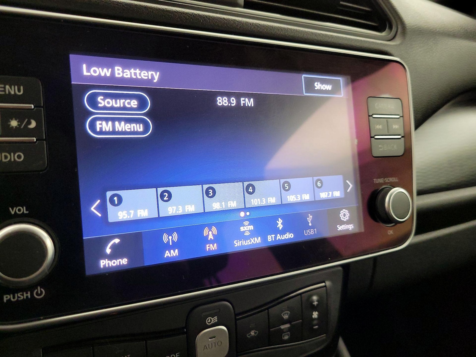 2021 Nissan Leaf SV - Photo 17