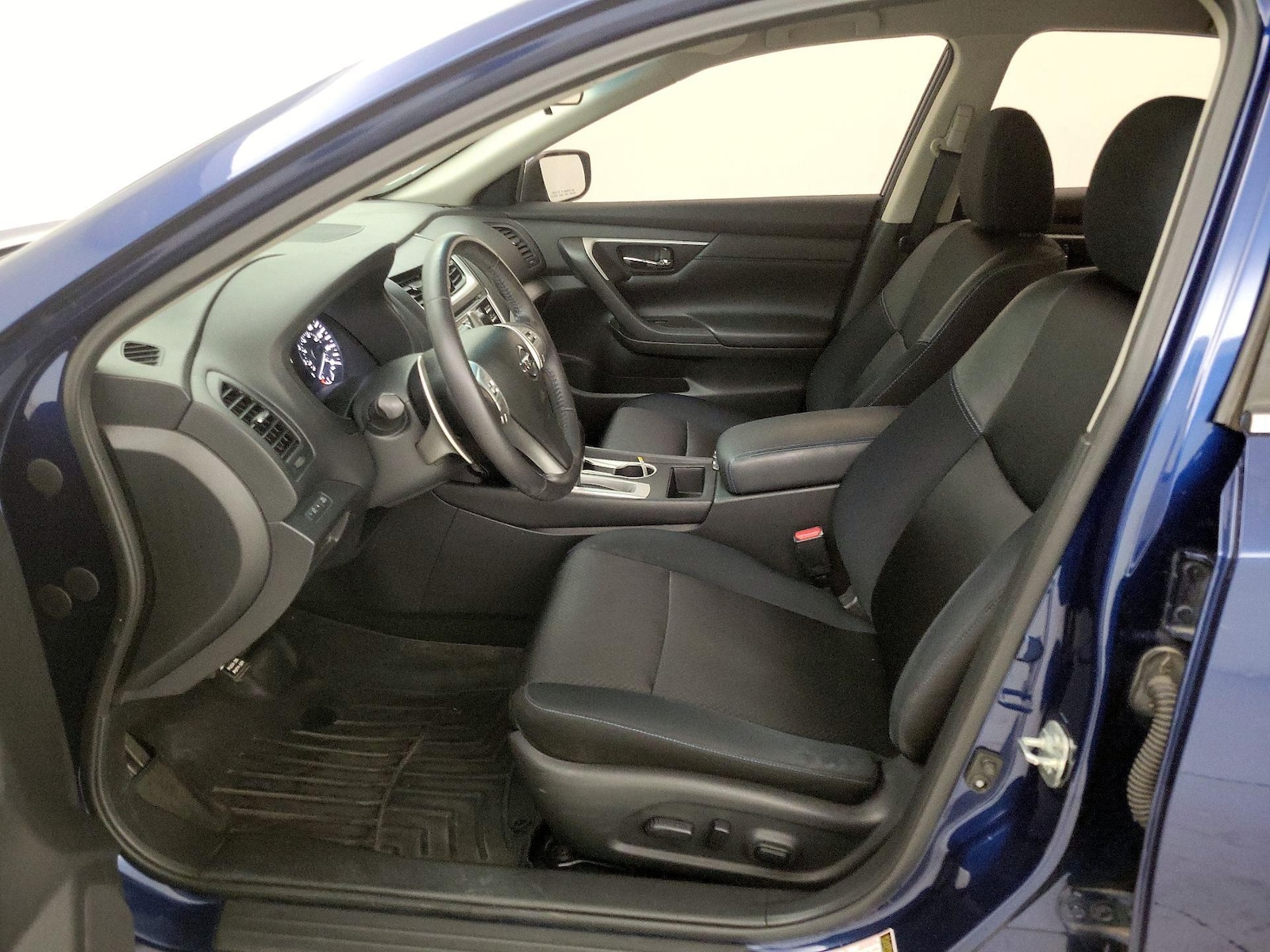 Power Seat(s) & Side Airbags