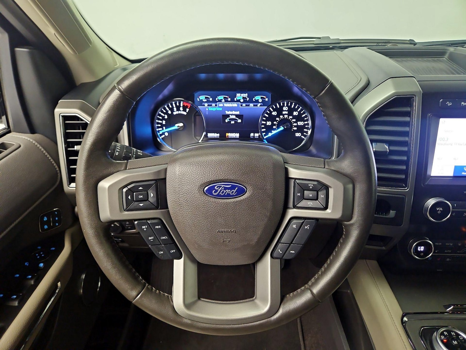 2021 Ford Expedition XLT - Photo 11