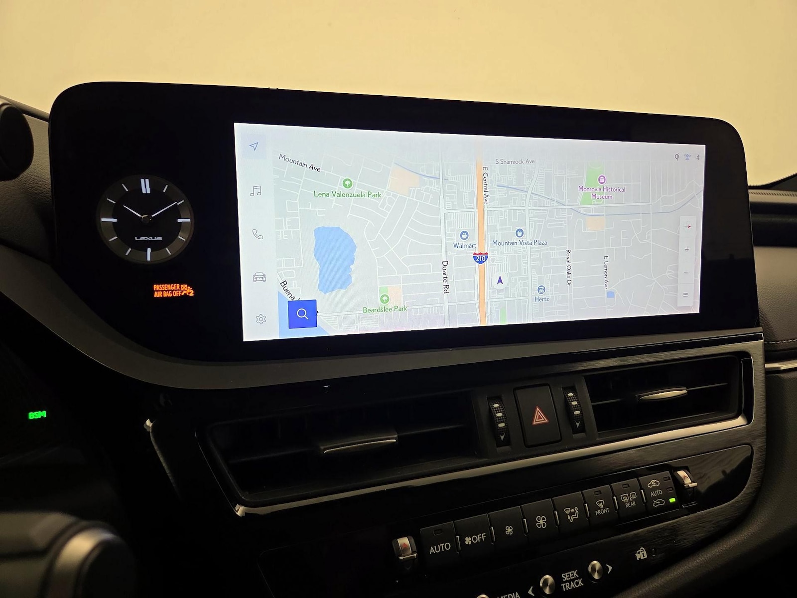 2024 Lexus ES Hybrid 300h - Photo 15