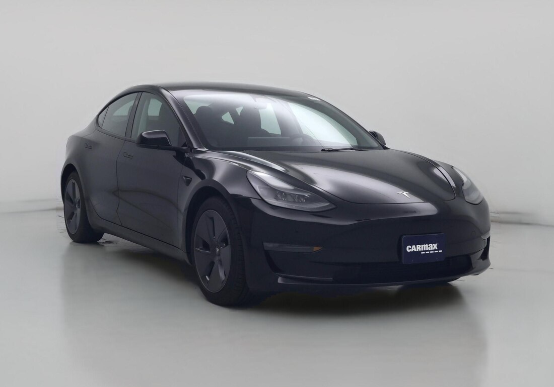 2022 Tesla Model 3 Long Range All-Wheel Drive in Black — CarMax photo