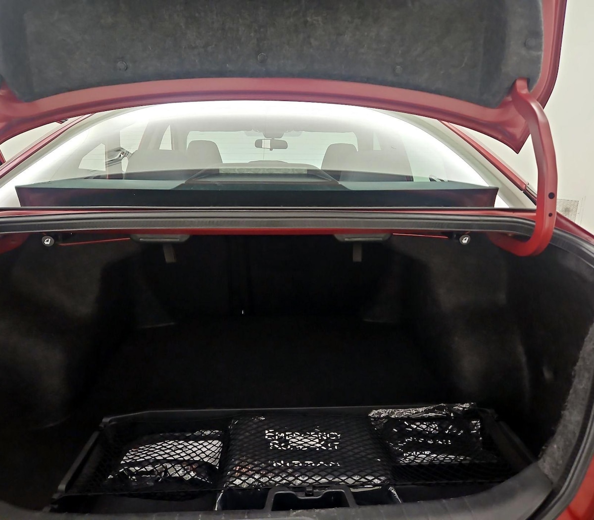 Trunk/Cargo (Seats Up)
