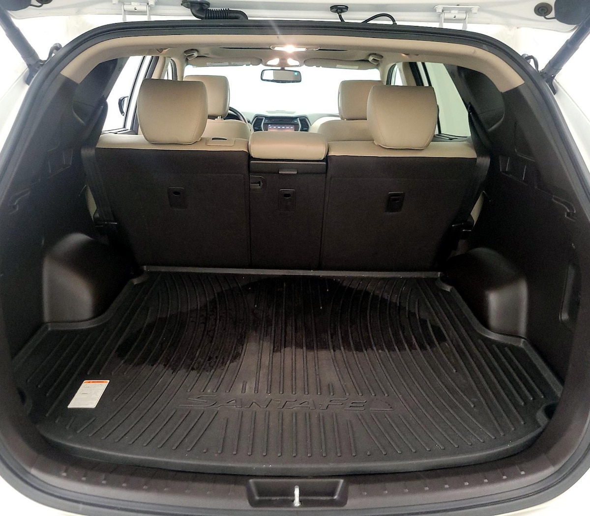 Trunk/Cargo (Seats Up)