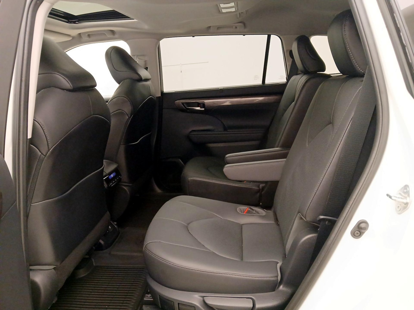 Rear Air Conditioning