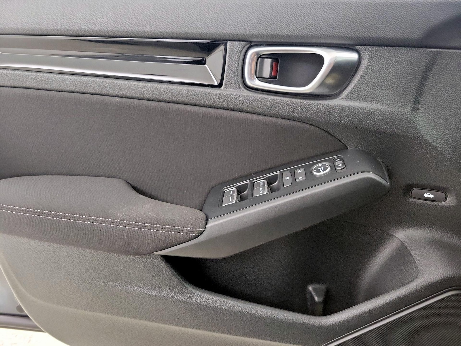 2026 Honda Civic Sport - Photo 13