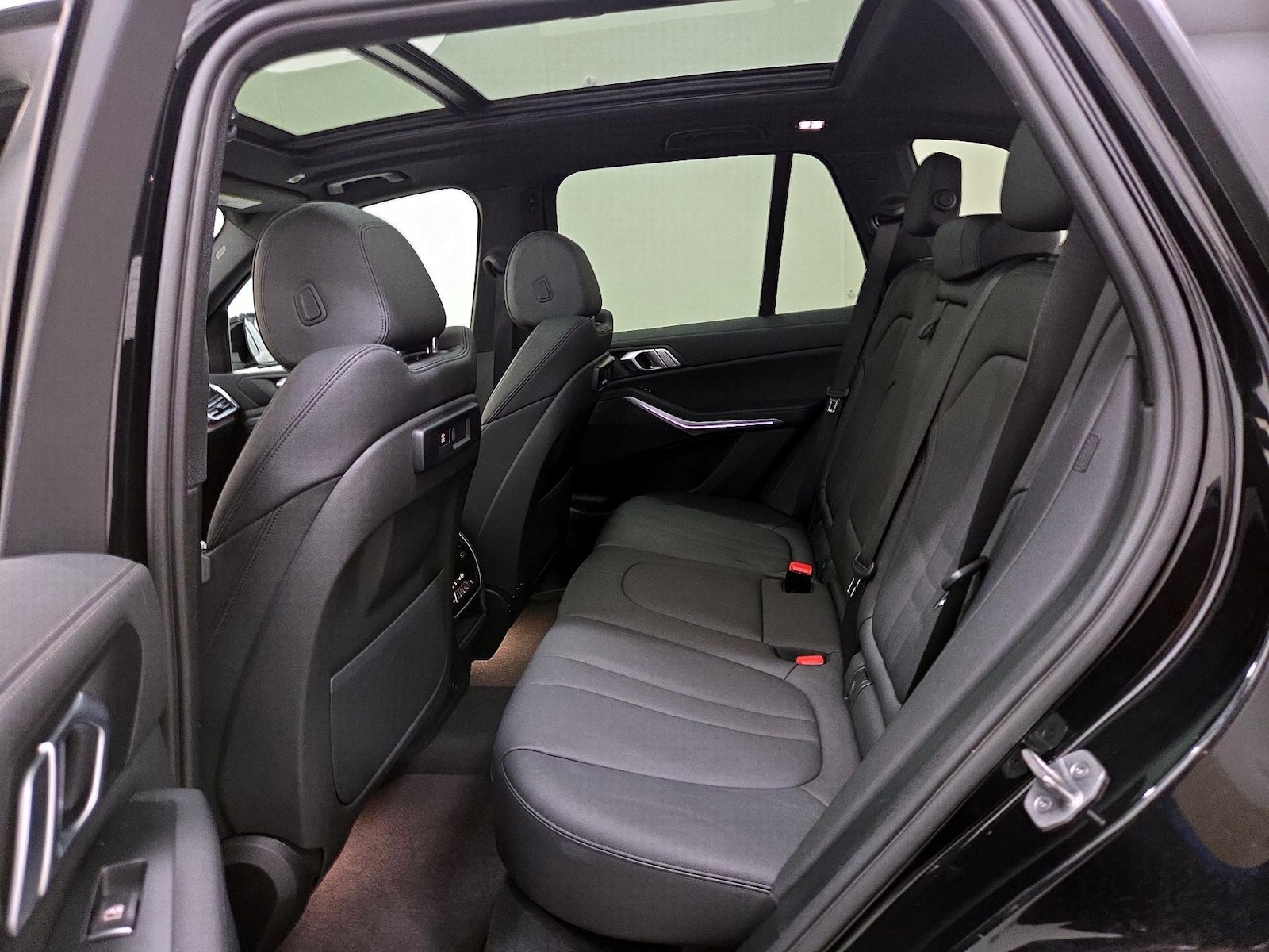 Rear Air Conditioning