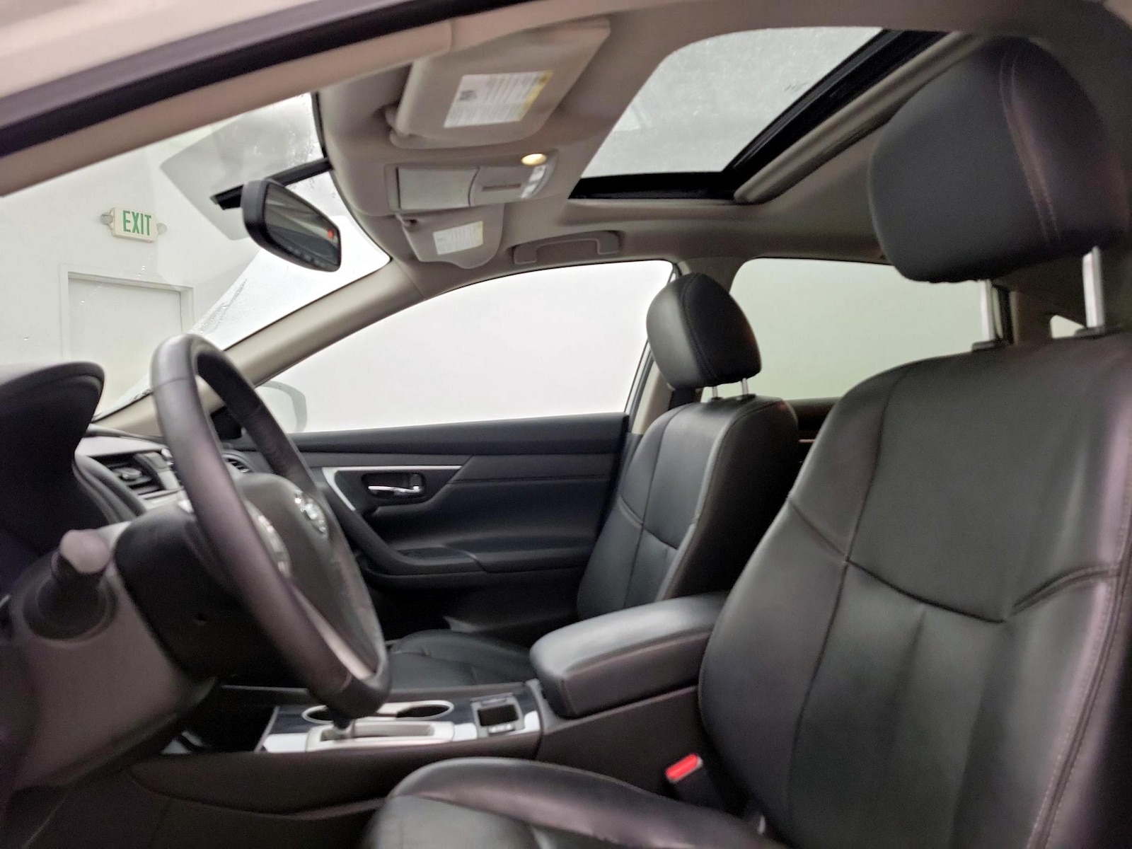 Sunroof(s) & Overhead Airbags
