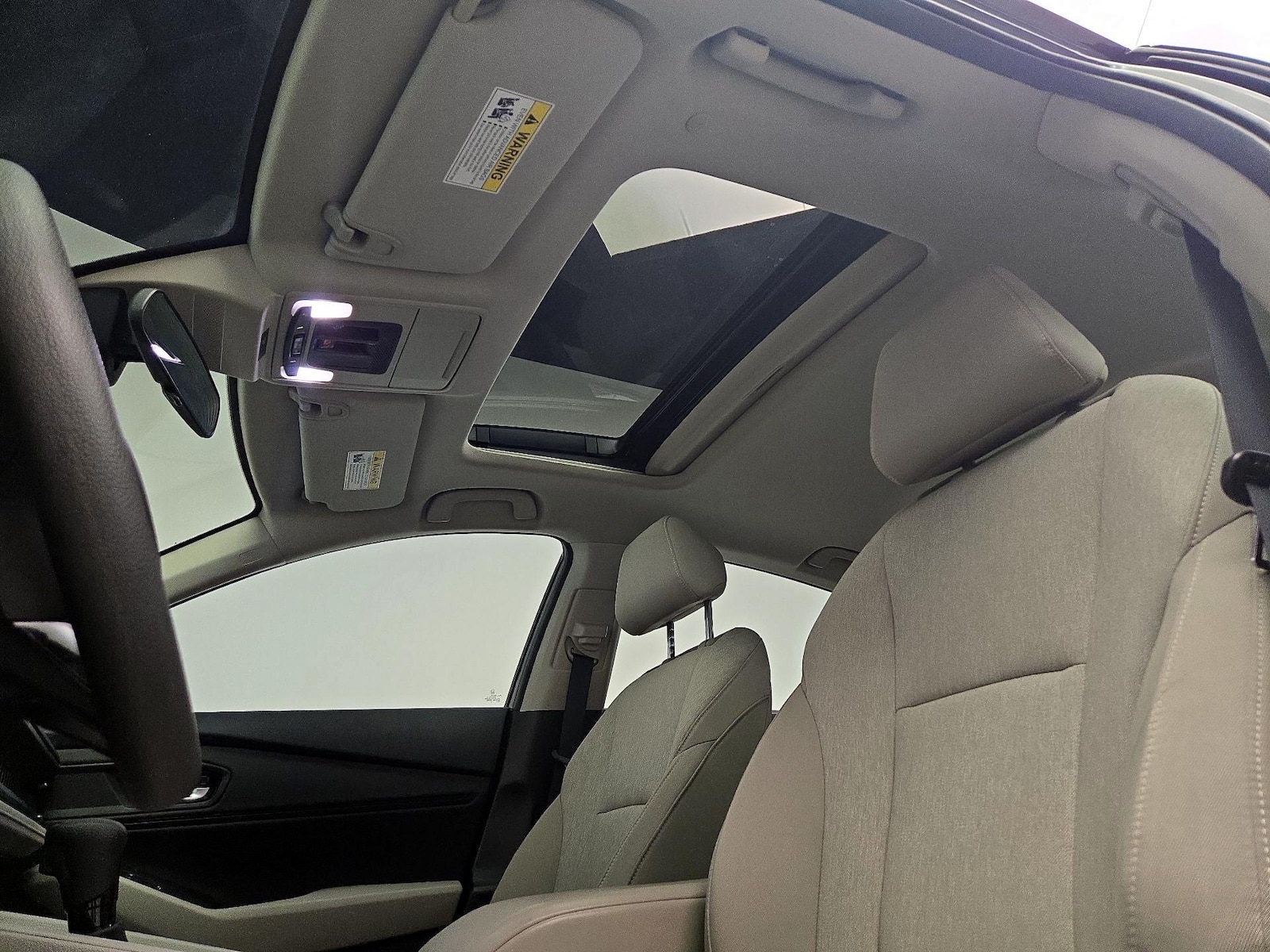 Sunroof(s) & Overhead Airbags