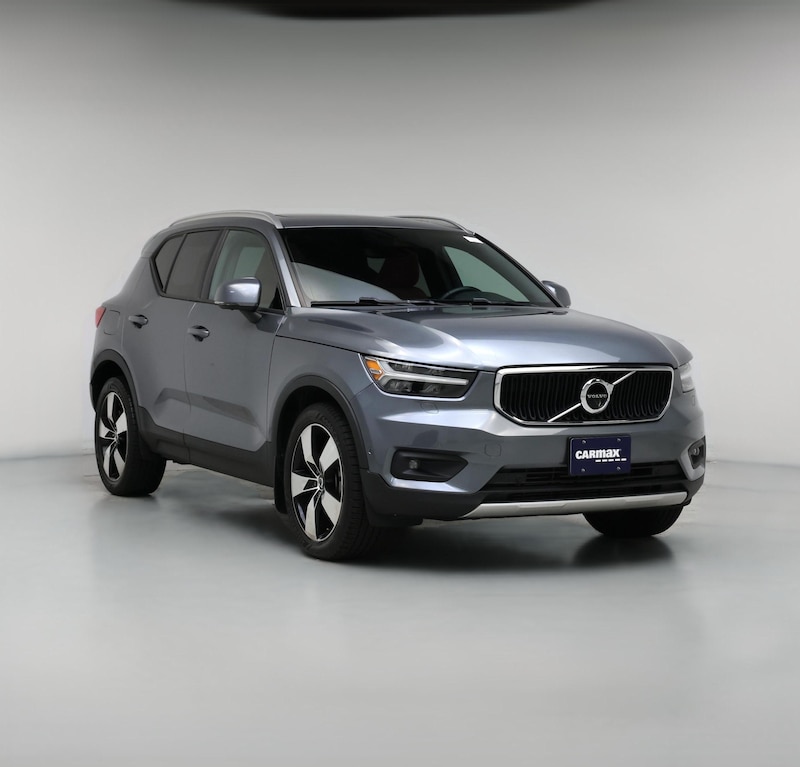 2019 Volvo XC40 T5 Momentum
