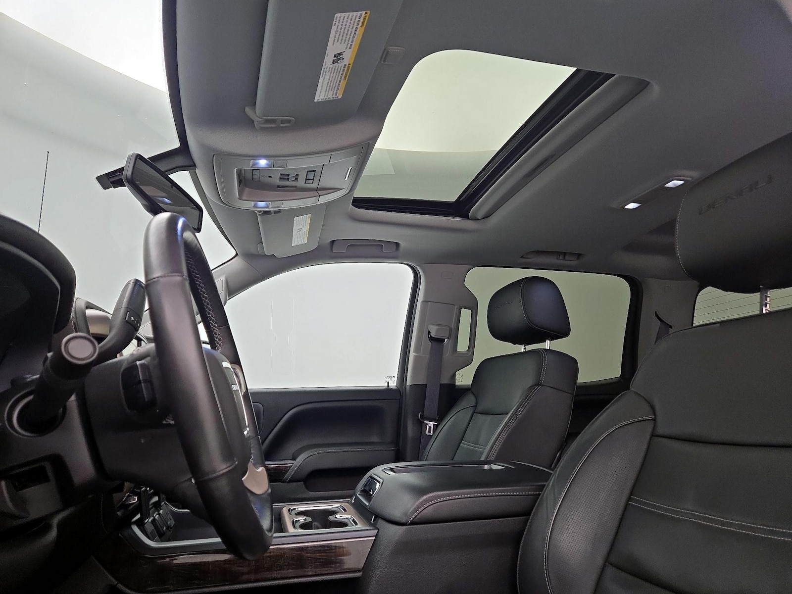 Sunroof(s) & Overhead Airbags