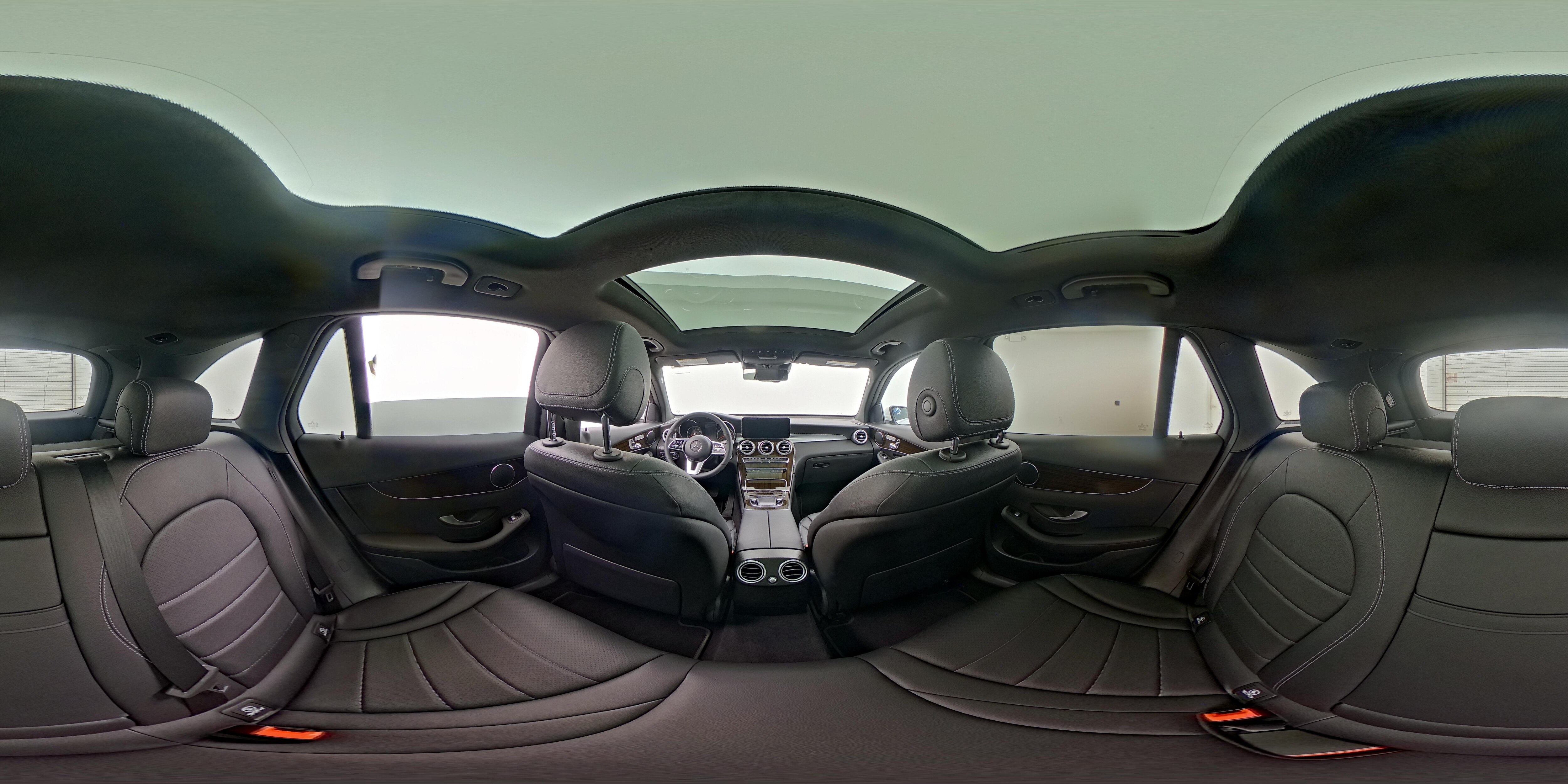 2022 Mercedes-Benz GLC GLC300 - Photo 24