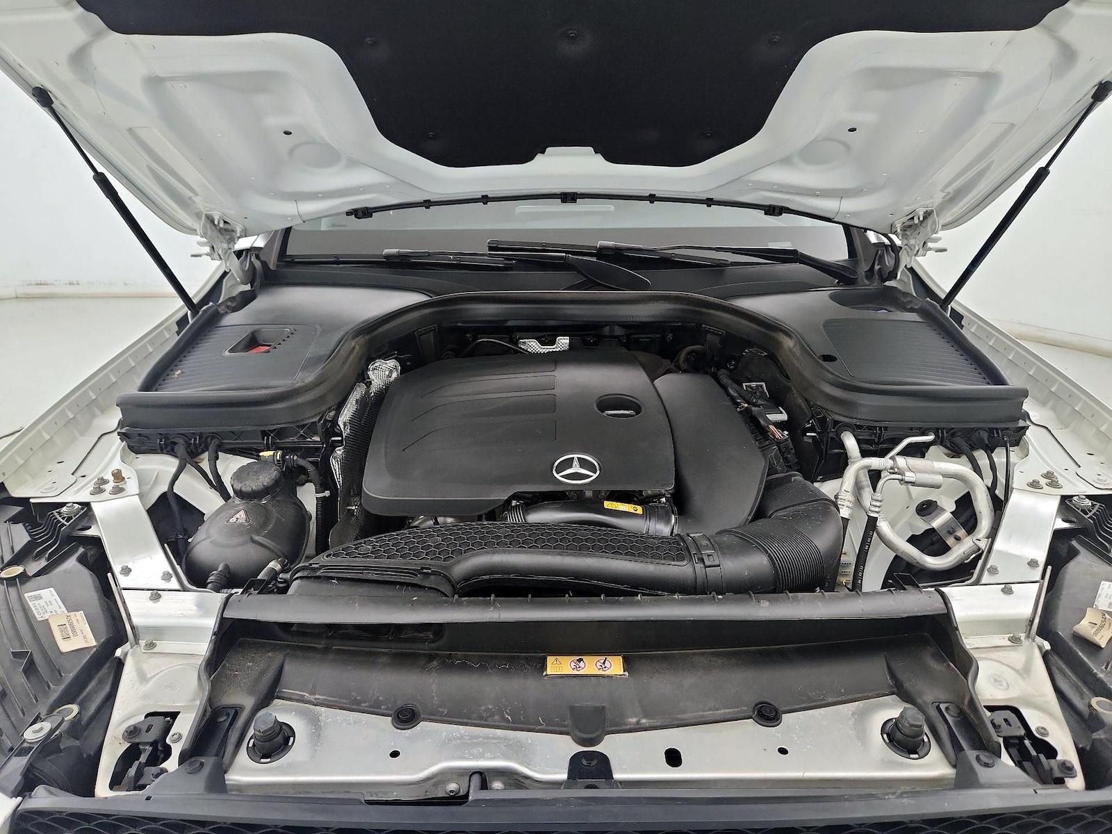 2022 Mercedes-Benz GLC GLC300 - Photo 20