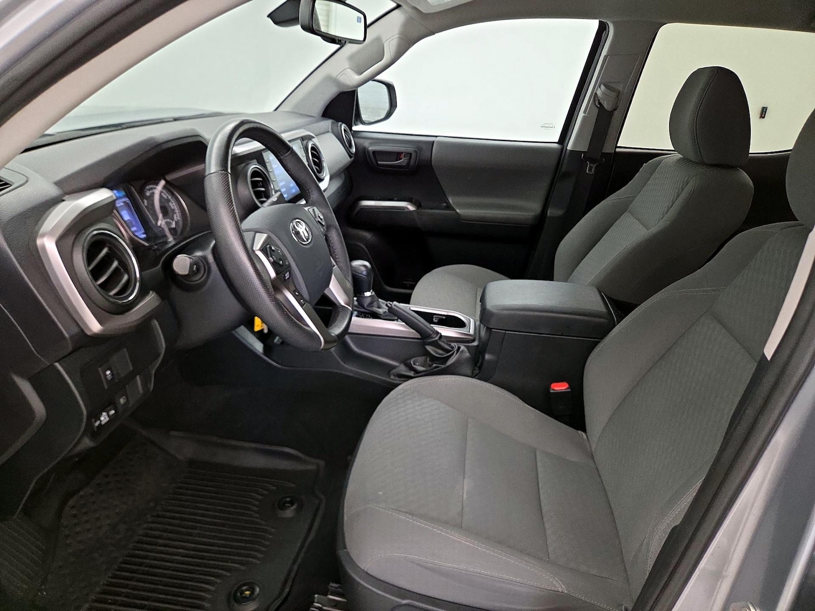 Power Seat(s) & Side Airbags