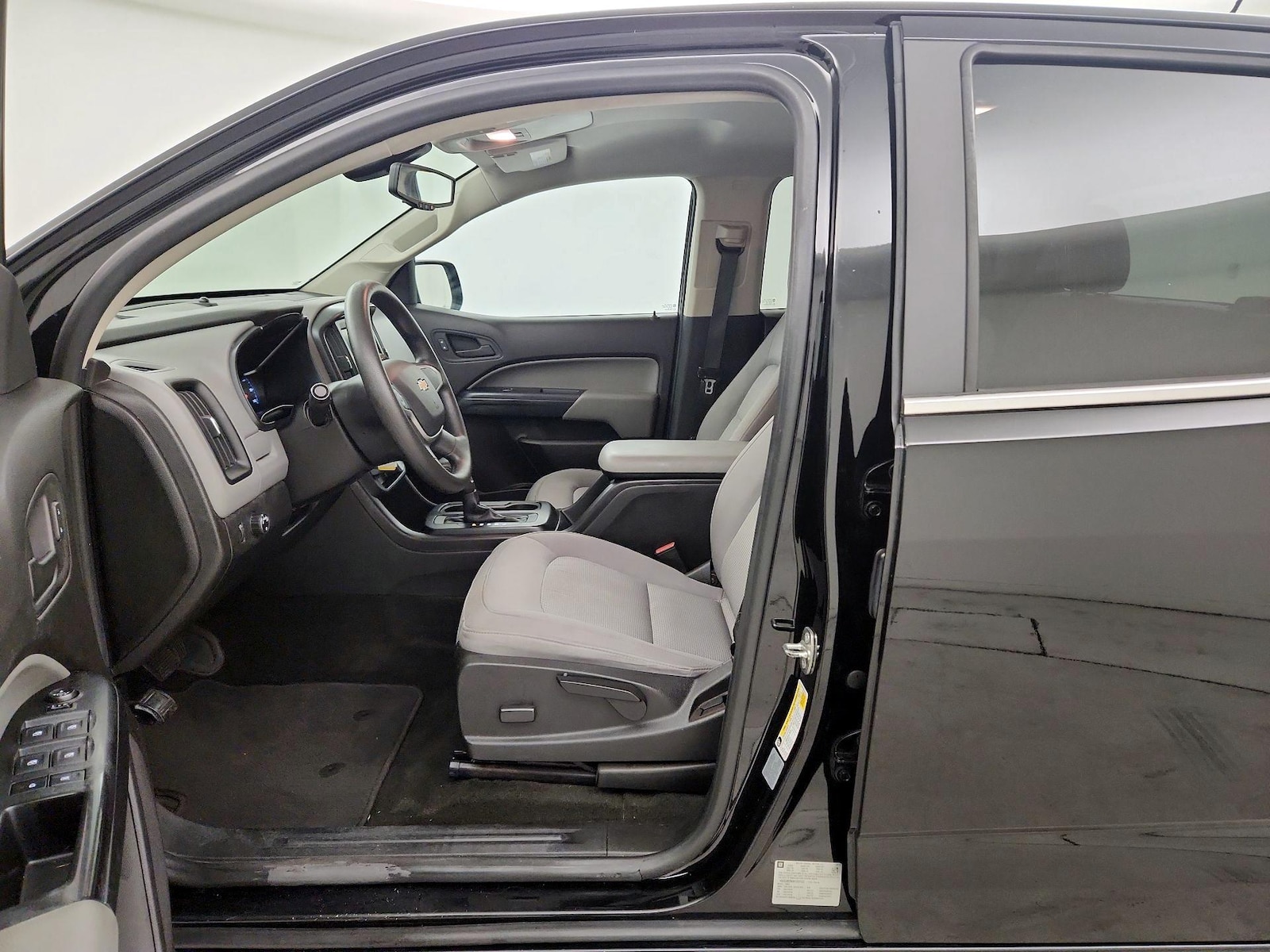 Power Seat(s) & Side Airbags